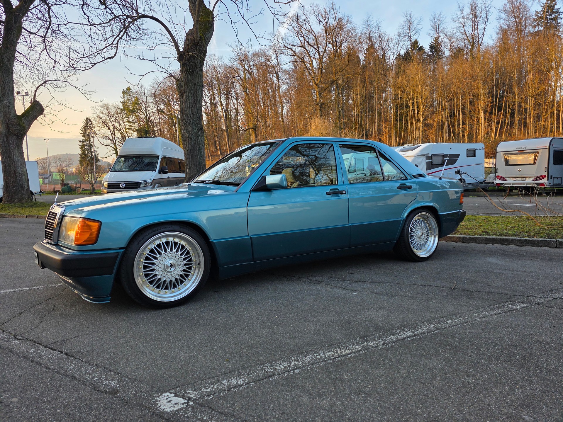 MERCEDES-BENZ 190 E 2.3 Avantgarde Automatic-image-1