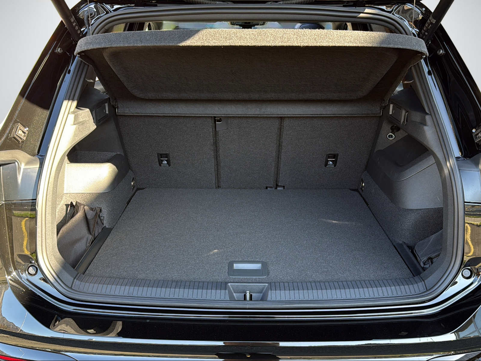 VW Tiguan 2.0 TSI R-Line DSG 4motion-image-11