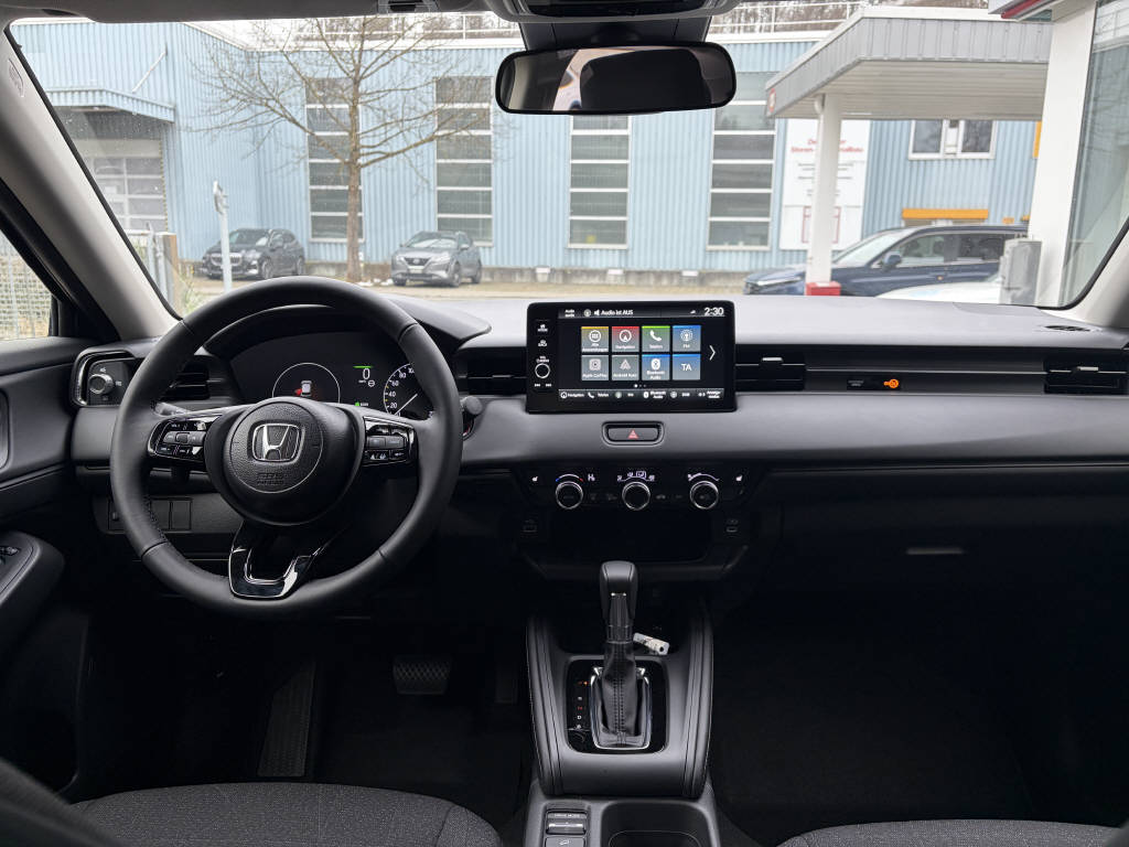 HONDA HR-V 1.5 i-MMD Elegance-image-8