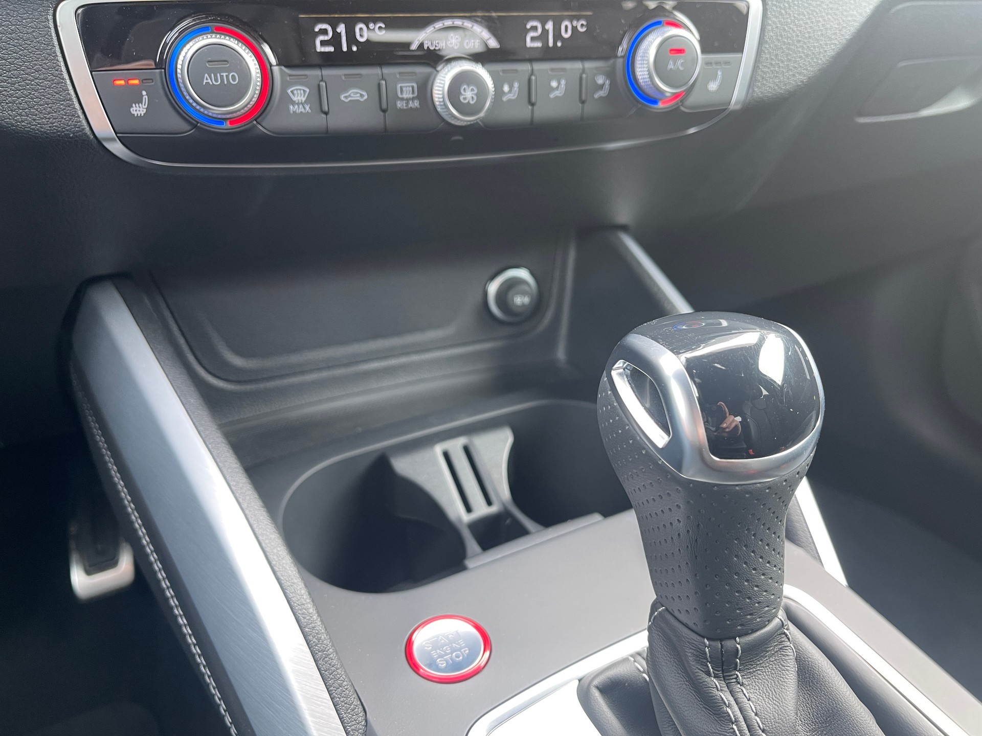 AUDI SQ2 TFSI quattro S-tronic-image-16