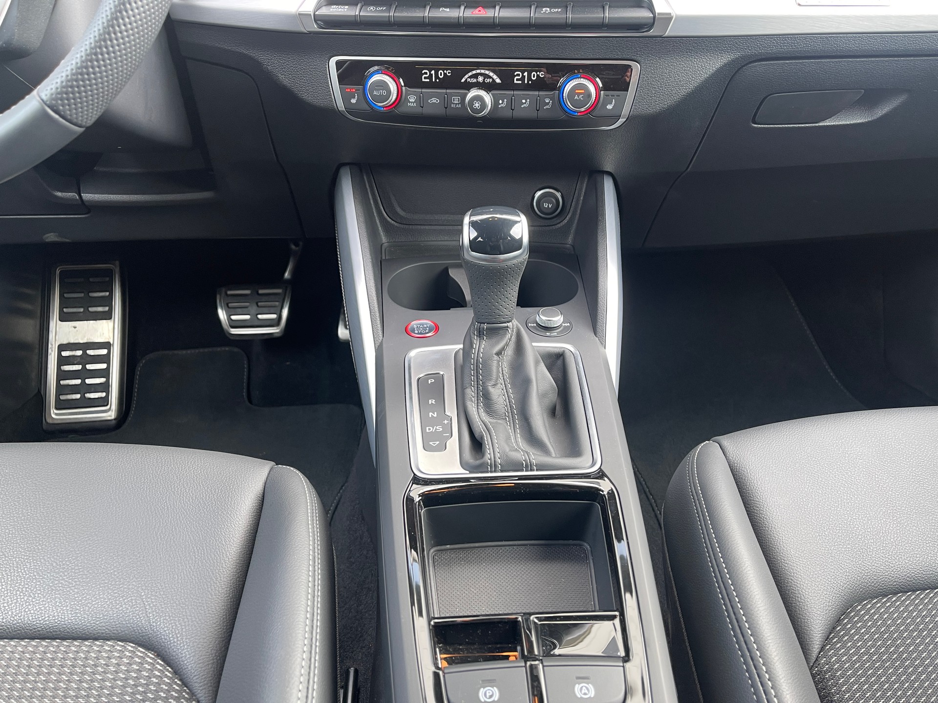 AUDI SQ2 TFSI quattro S-tronic-image-14