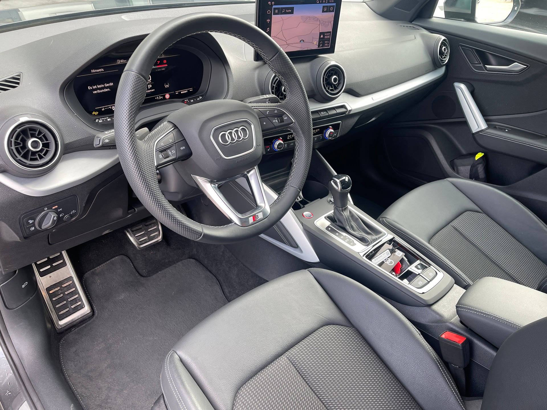 AUDI SQ2 TFSI quattro S-tronic-image-11