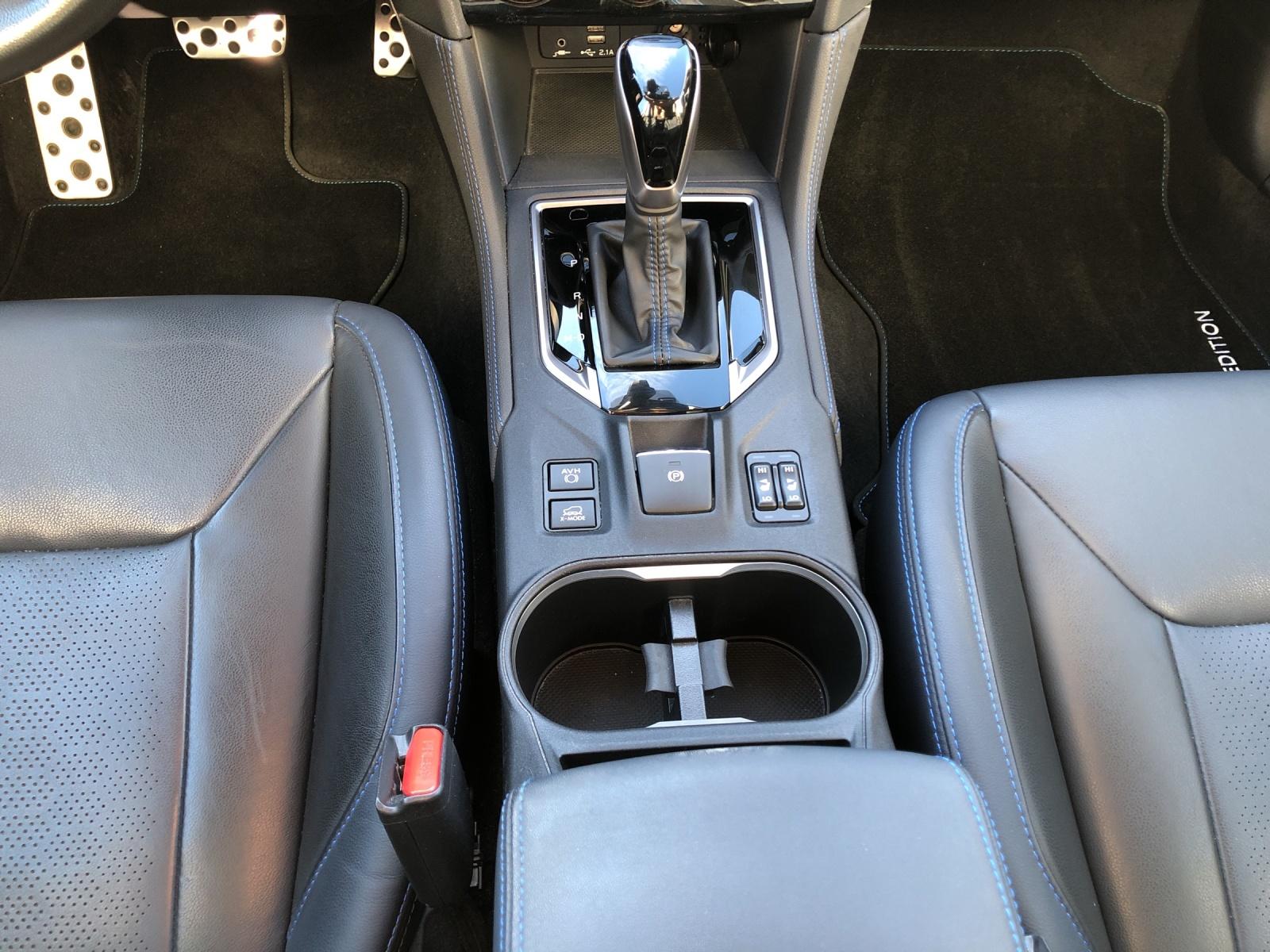 SUBARU XV 2.0i e-Boxer Blue Edition-image-9