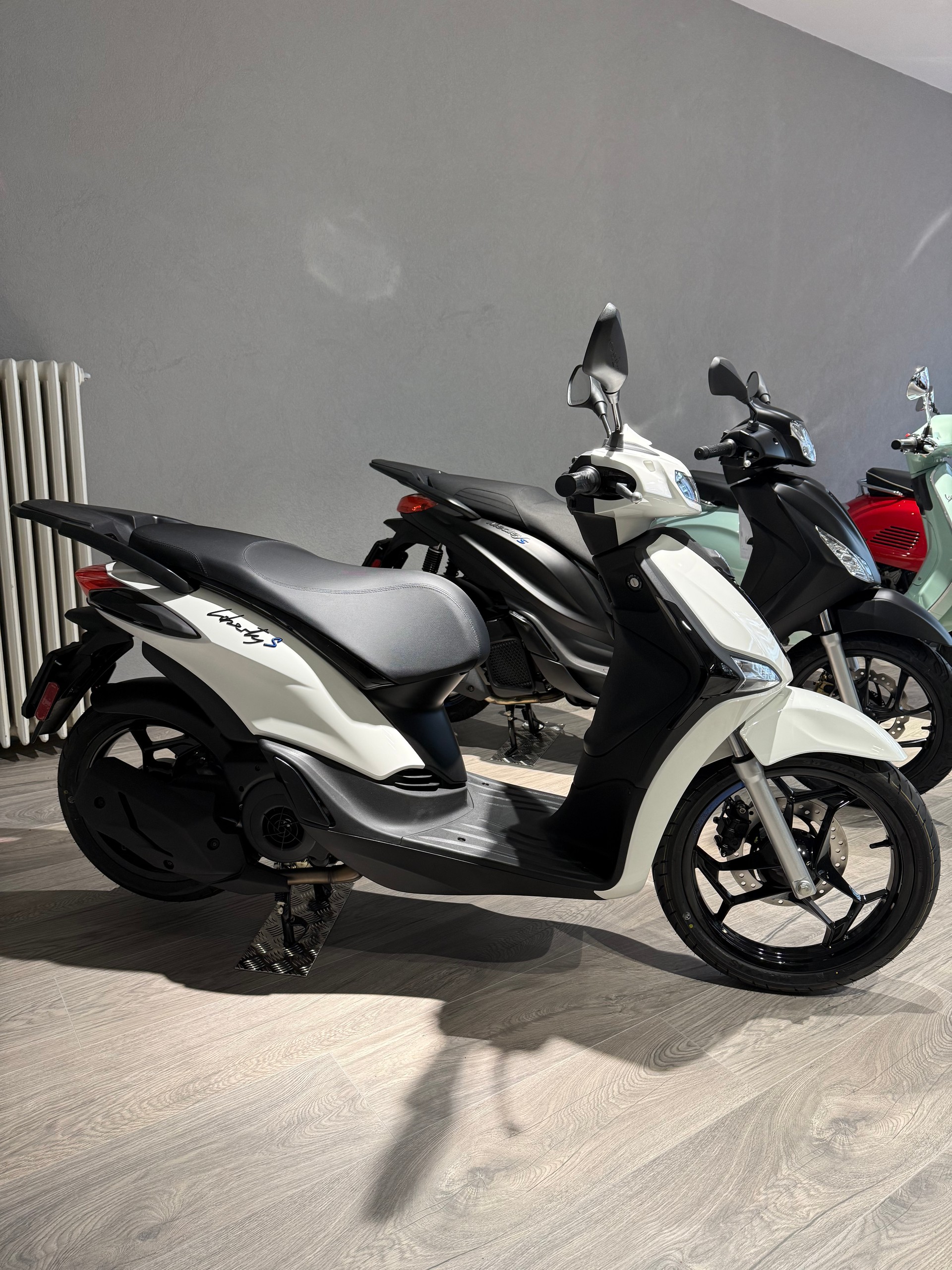 PIAGGIO Liberty 125 Sport E5+-image-0