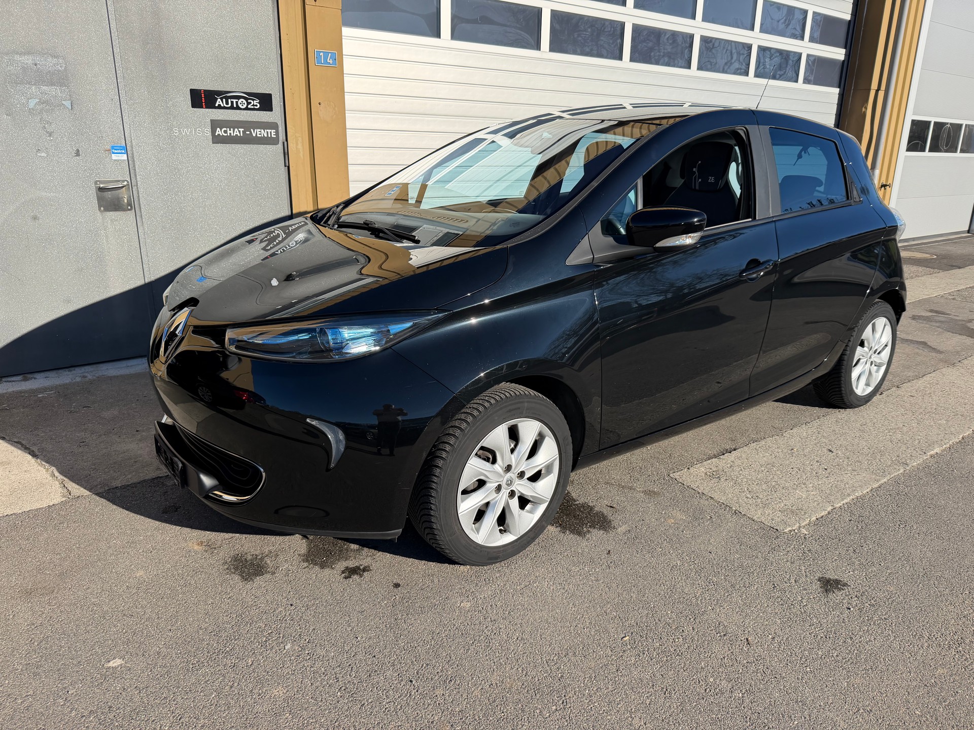 RENAULT Zoe Life Q210