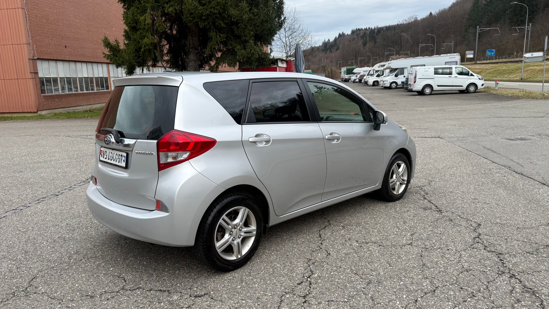 SUBARU Trezia 1.4D Swiss Luxury-image-4