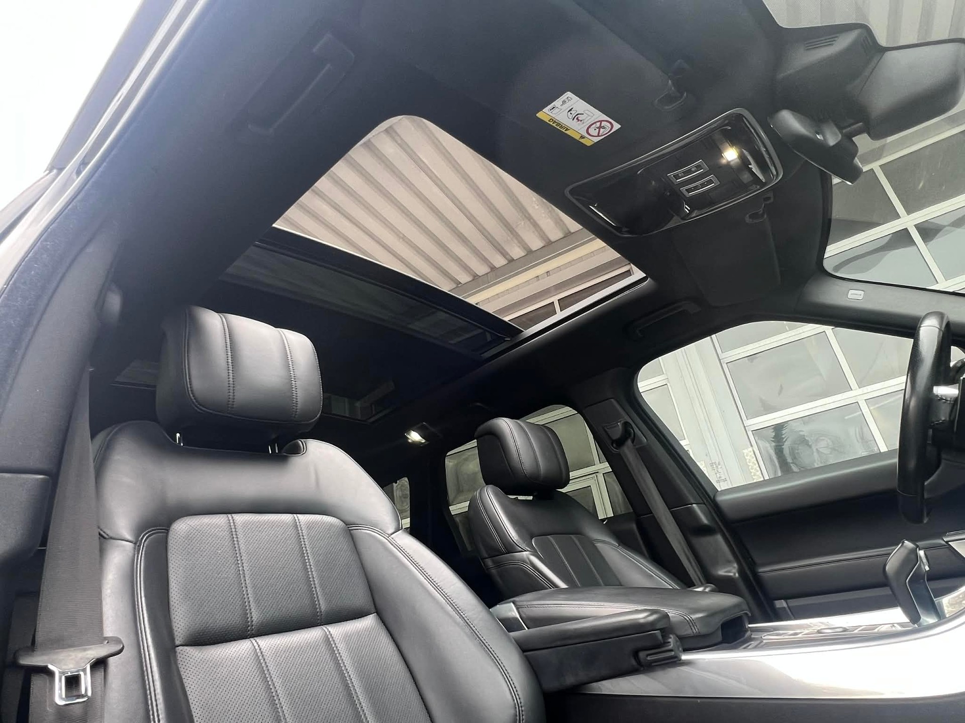 LAND ROVER Range Rover Sport 3.0 TDV6 S Automatic-image-13