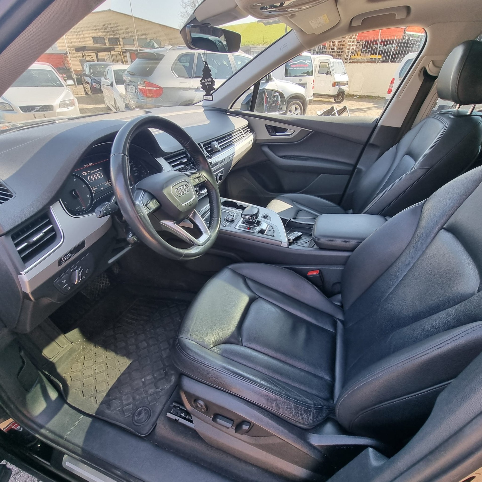 AUDI Q7 3.0 TDI quattro tiptronic-image-8