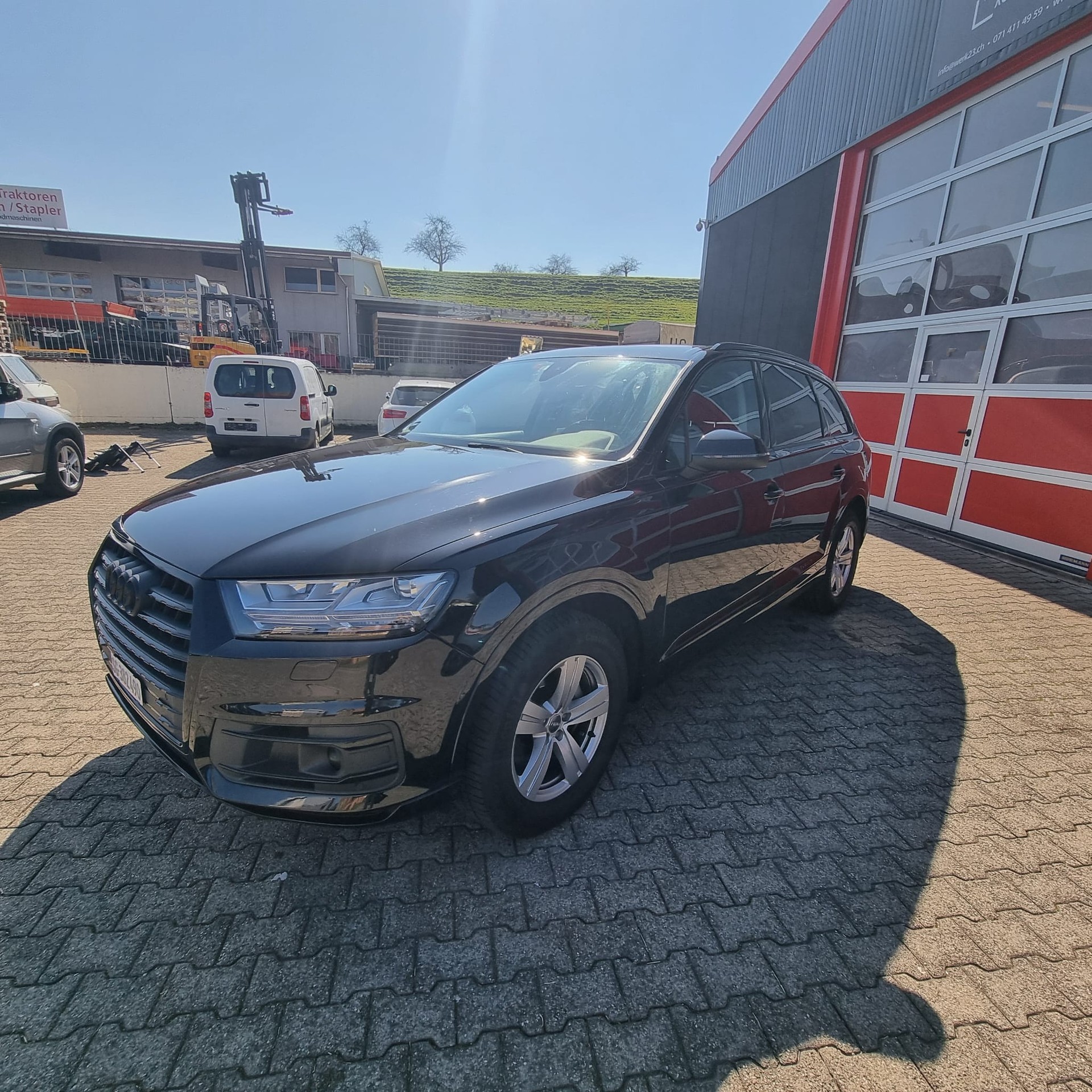 AUDI Q7 3.0 TDI quattro tiptronic-image-4
