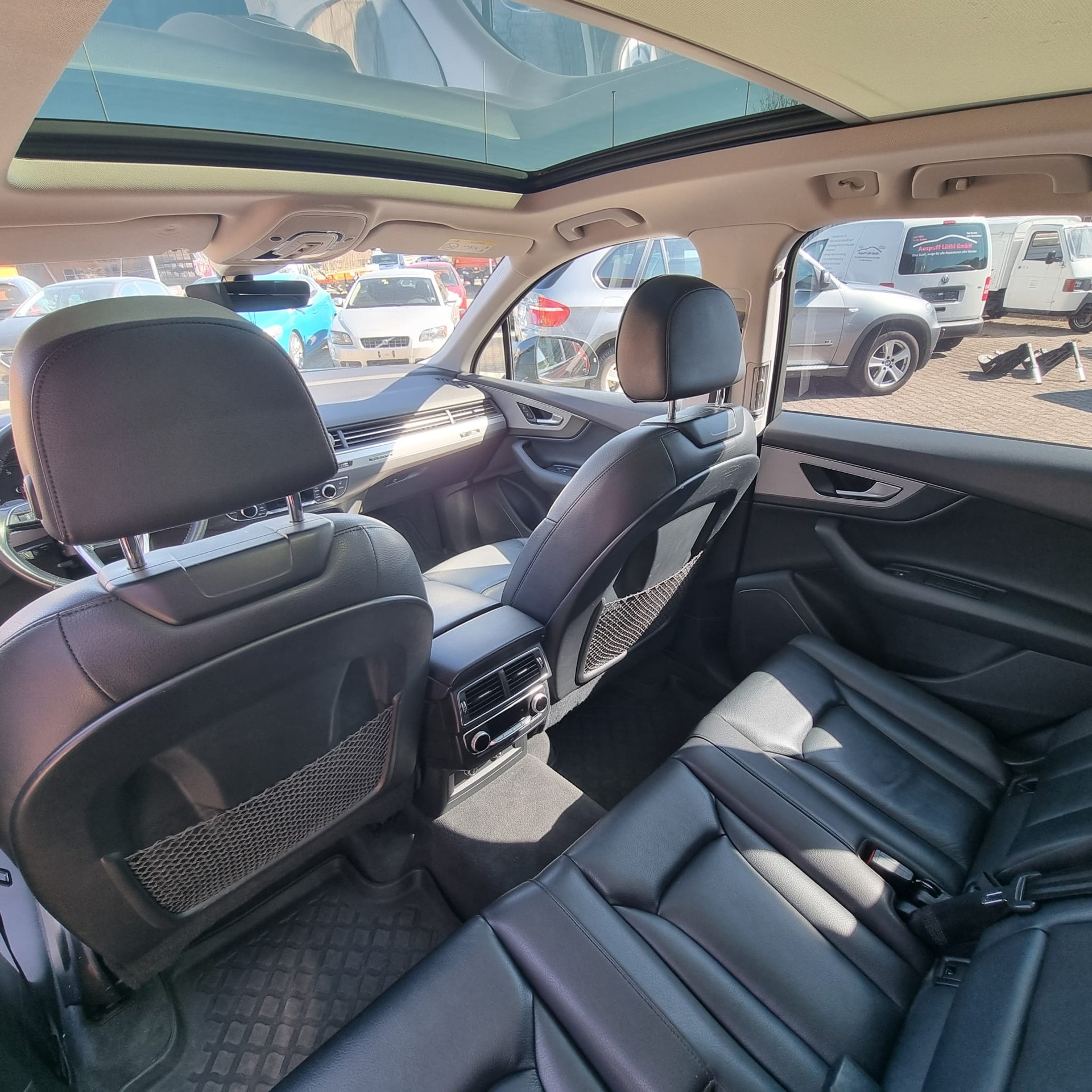 AUDI Q7 3.0 TDI quattro tiptronic-image-11