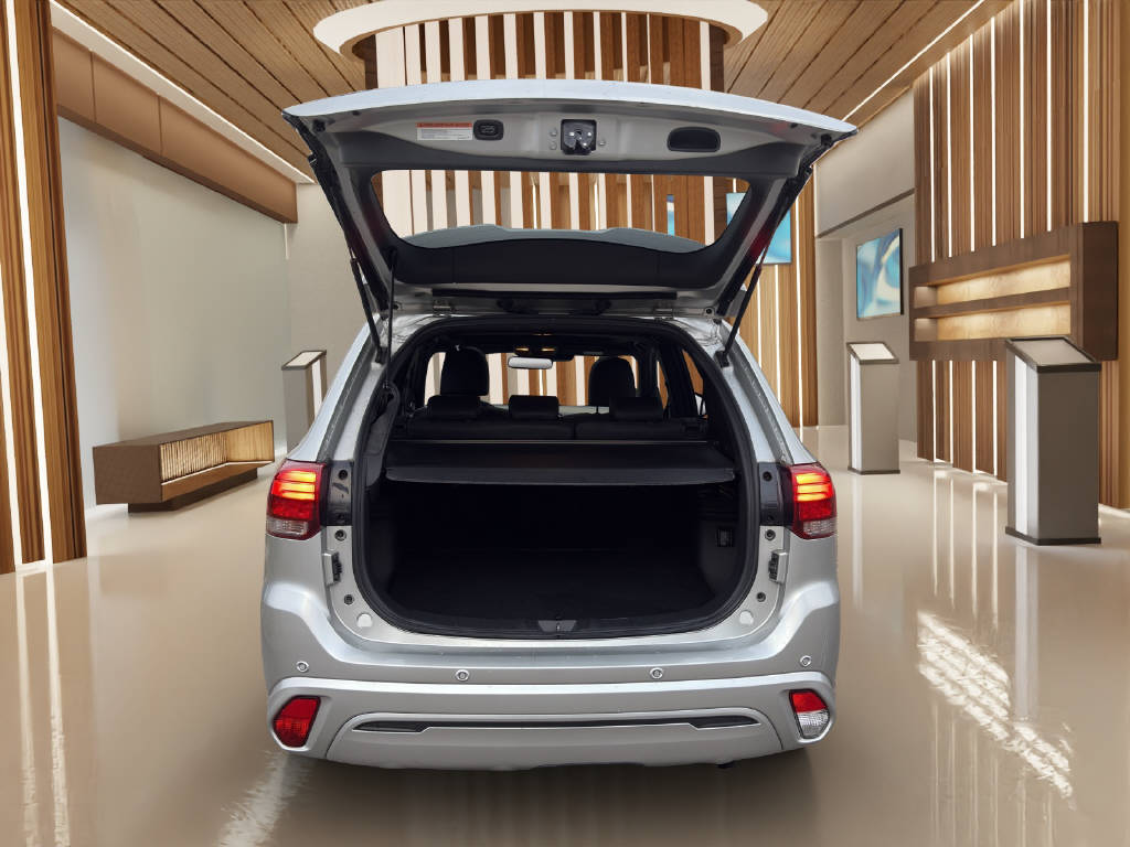 MITSUBISHI Outlander 2.4 PHEV Diamond+-image-13