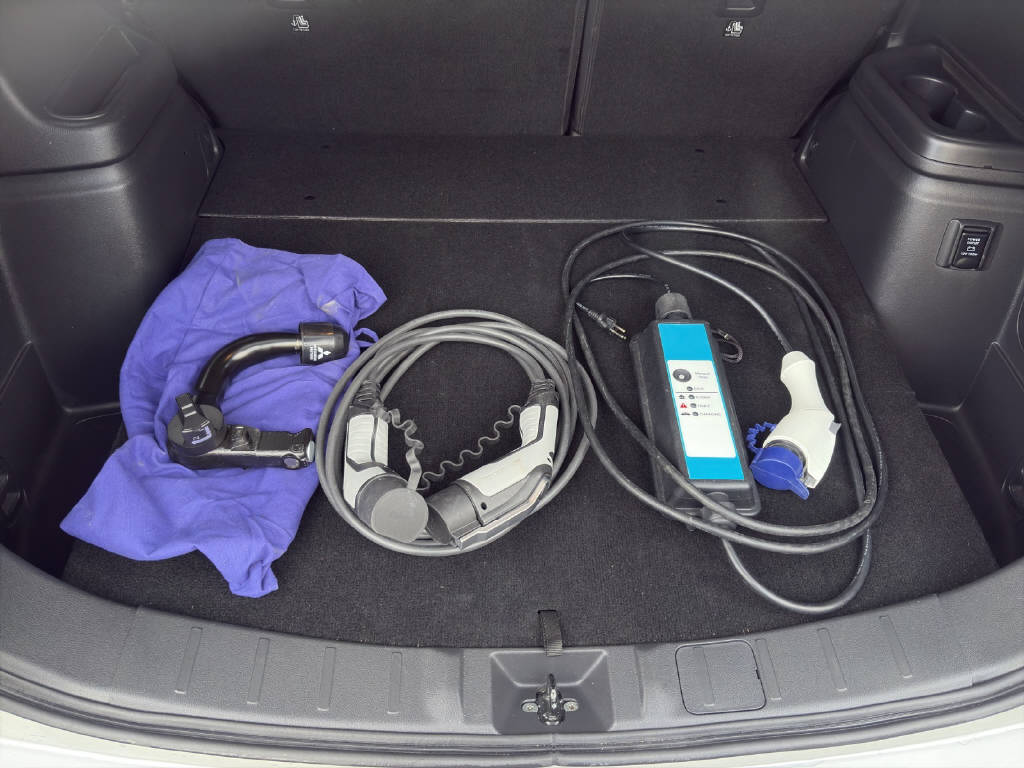 MITSUBISHI Outlander 2.4 PHEV Diamond+-image-14