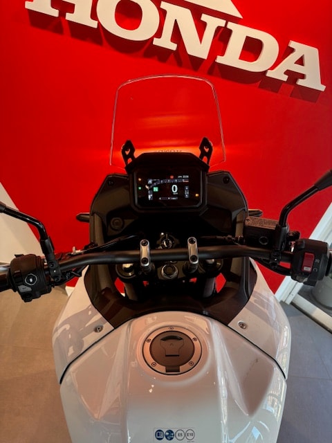 HONDA XL 750 Transalp-image-8