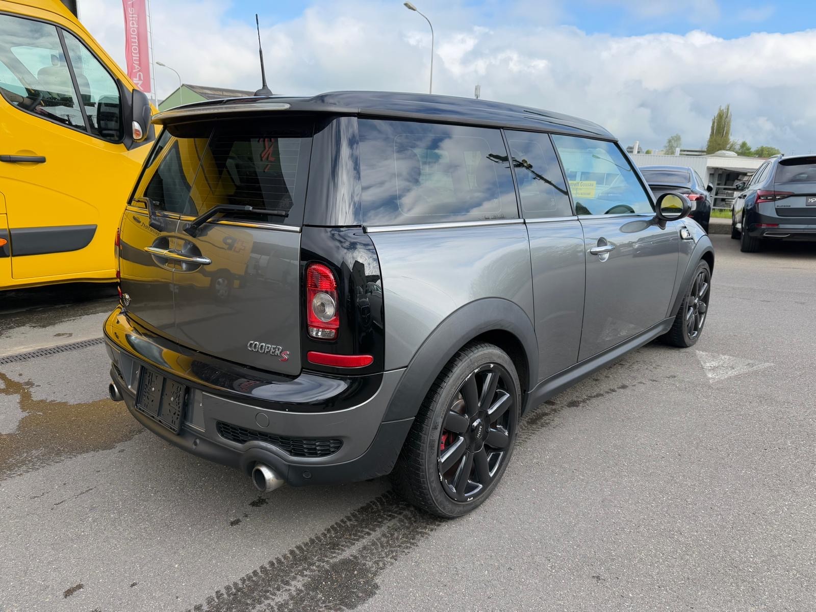 MINI Clubman Cooper S-showroom-element-1