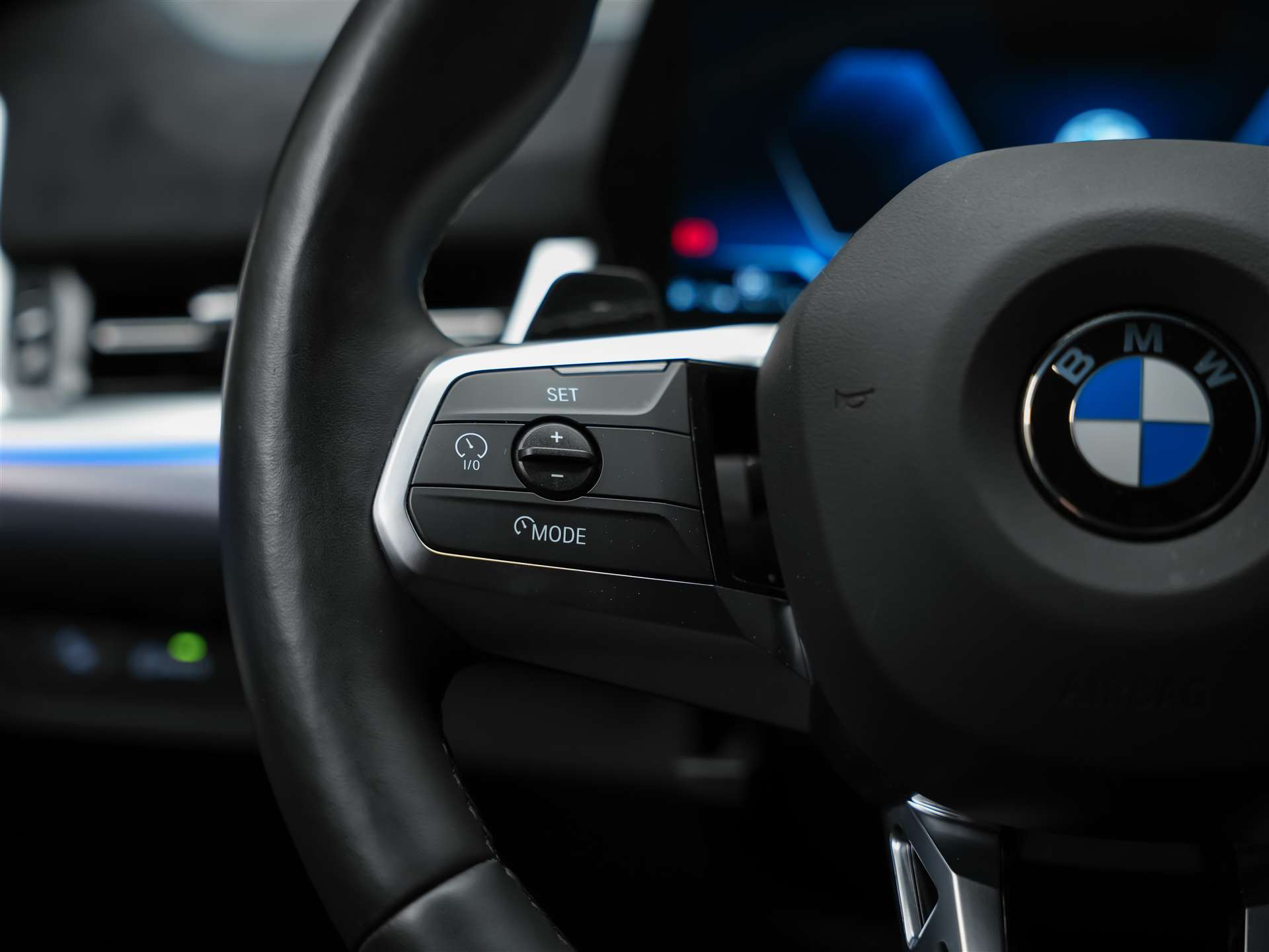 BMW X2 sDrive 20i 48V M Sport *Massagesitz*El. Sitze mit Memory*Harman/Kardon*-image-24