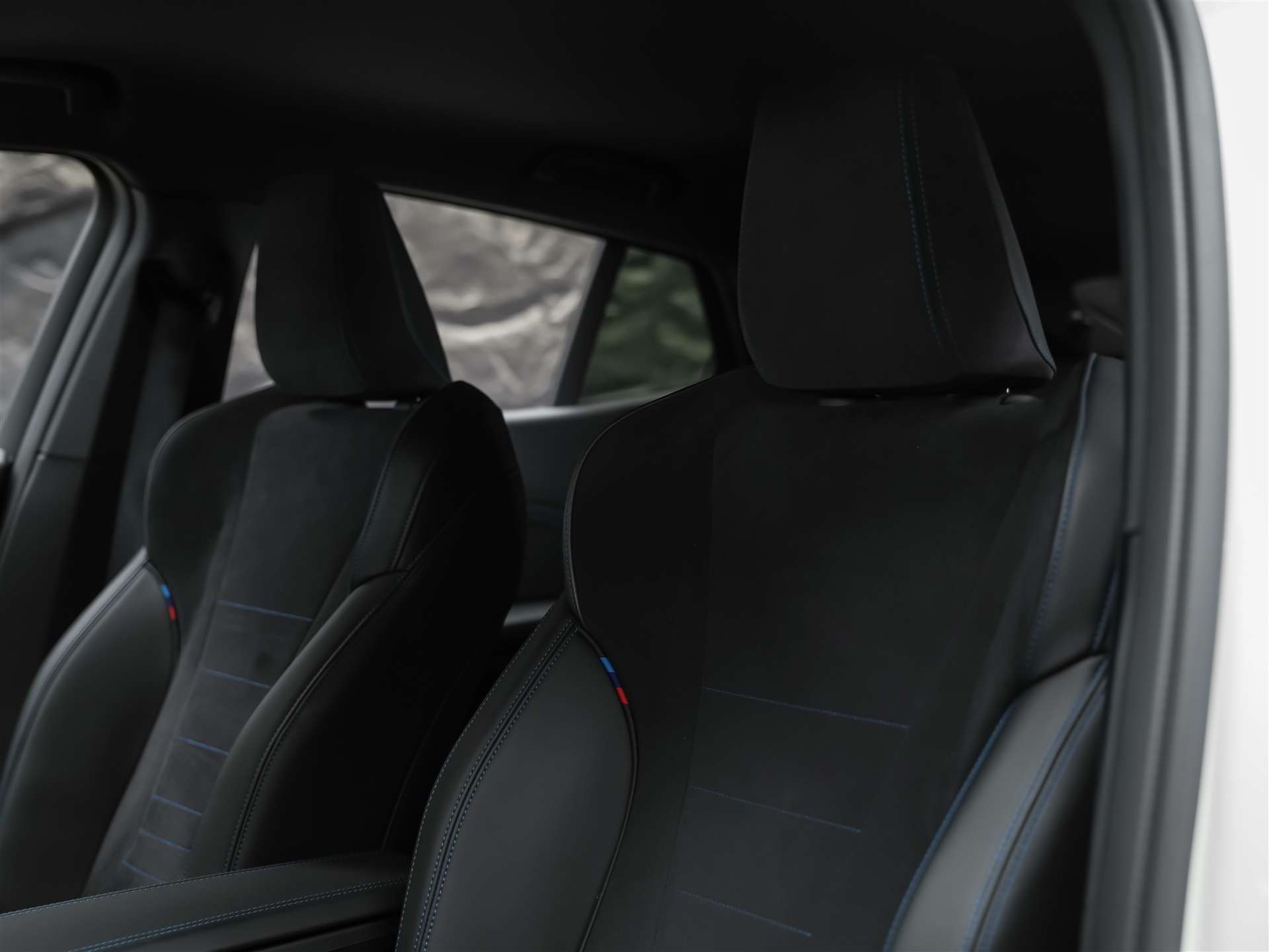 BMW X2 sDrive 20i 48V M Sport *Massagesitz*El. Sitze mit Memory*Harman/Kardon*-image-9