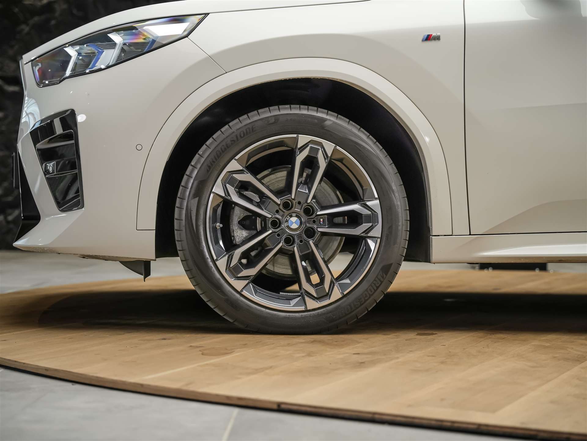 BMW X2 sDrive 20i 48V M Sport *Massagesitz*El. Sitze mit Memory*Harman/Kardon*-image-14