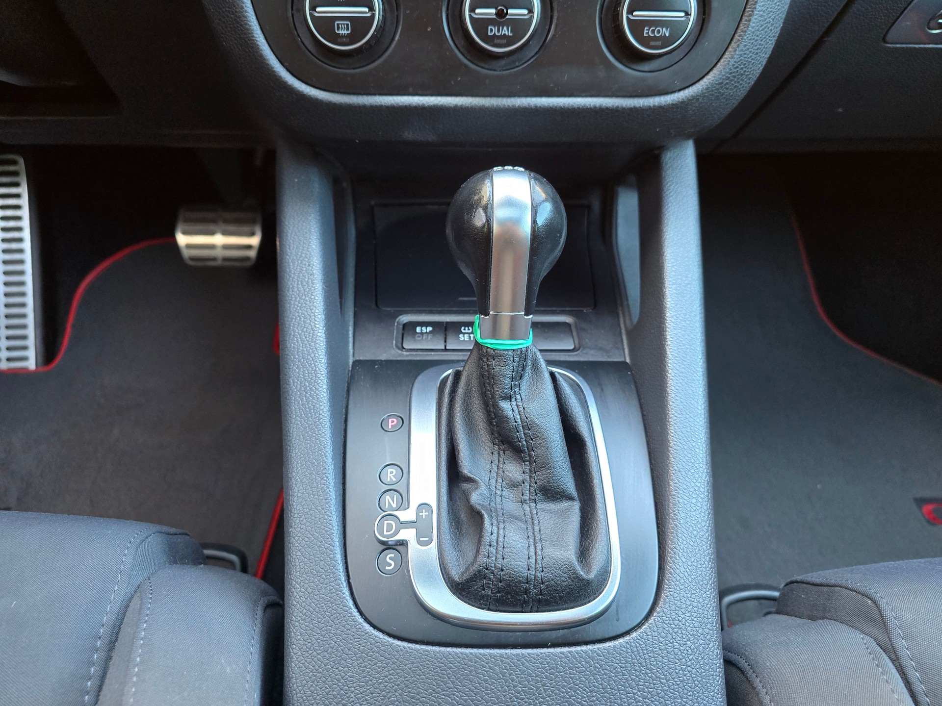 VW Golf 2.0 TFSI GTI-image-19