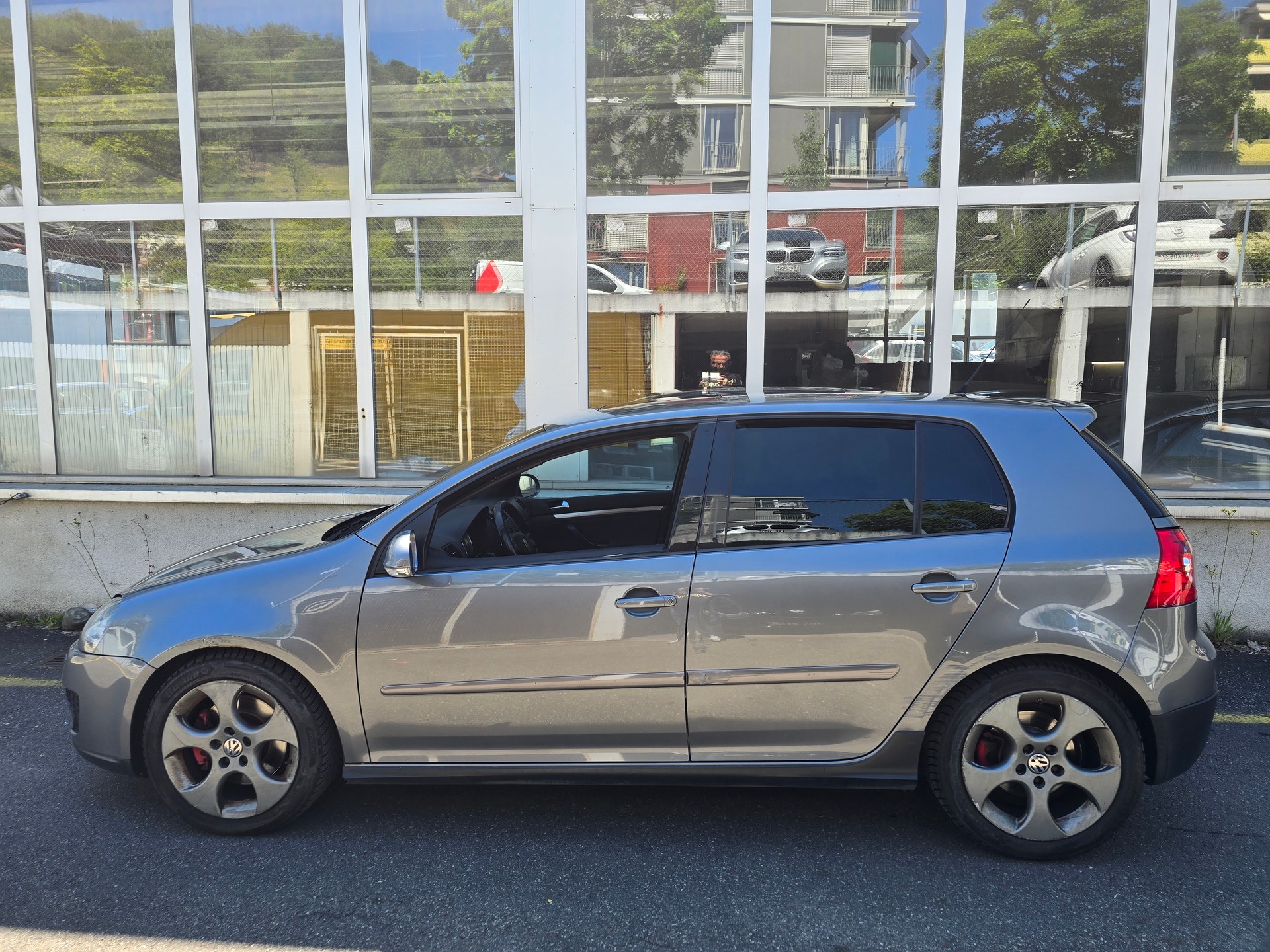 VW Golf 2.0 TFSI GTI-image-6