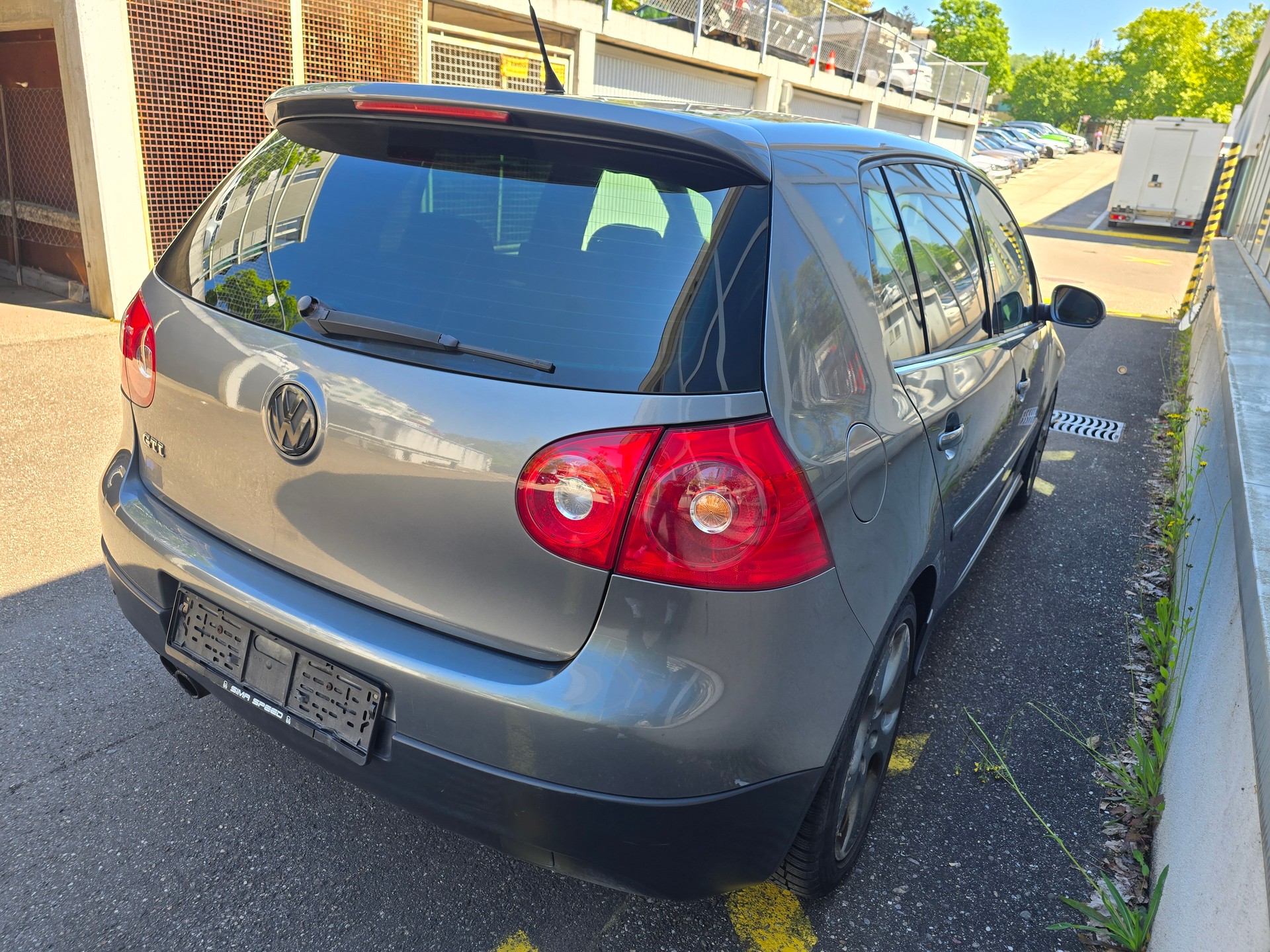 VW Golf 2.0 TFSI GTI-image-5