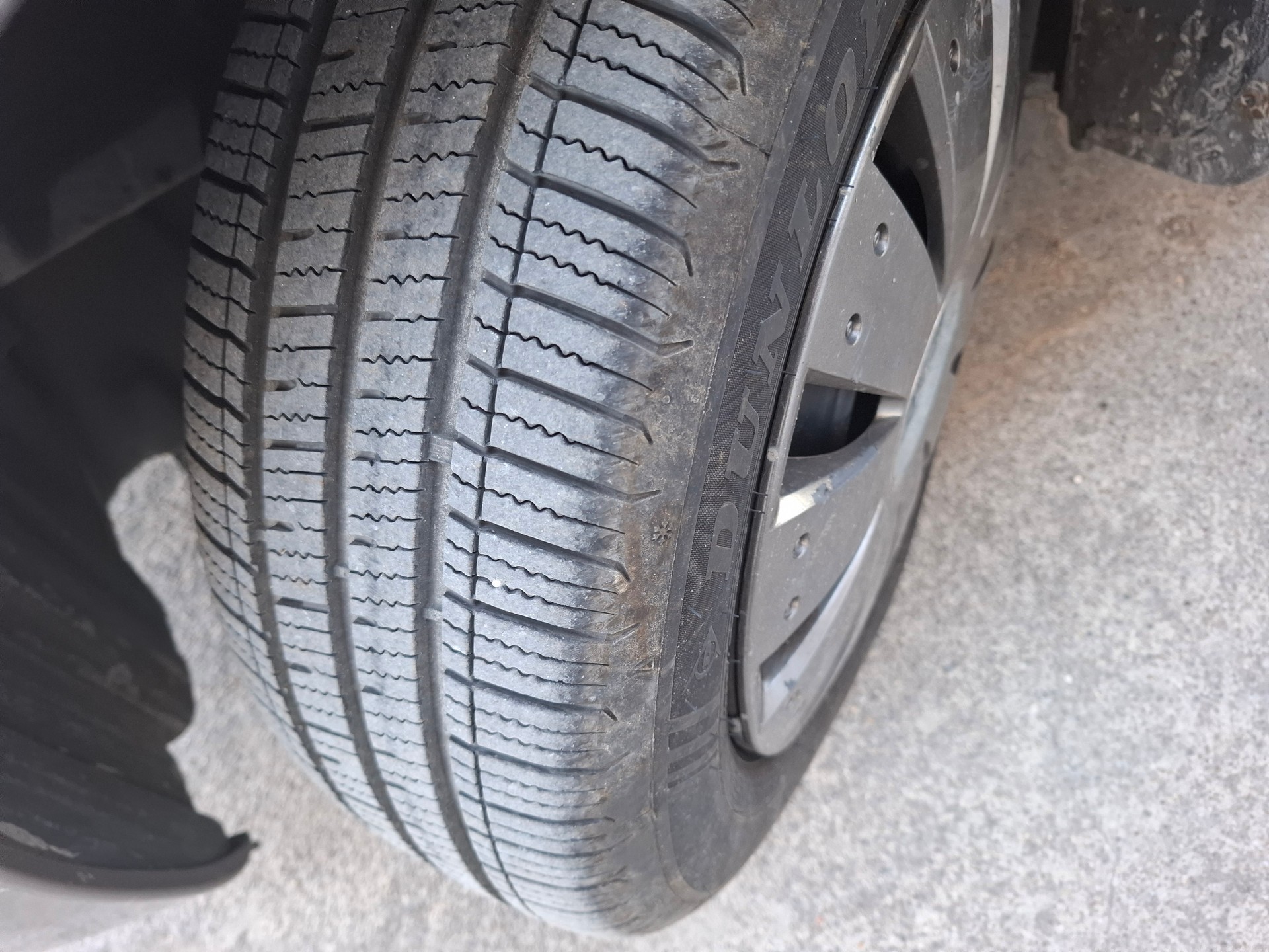TOYOTA Yaris Verso 1.3 Linea Sol-image-9