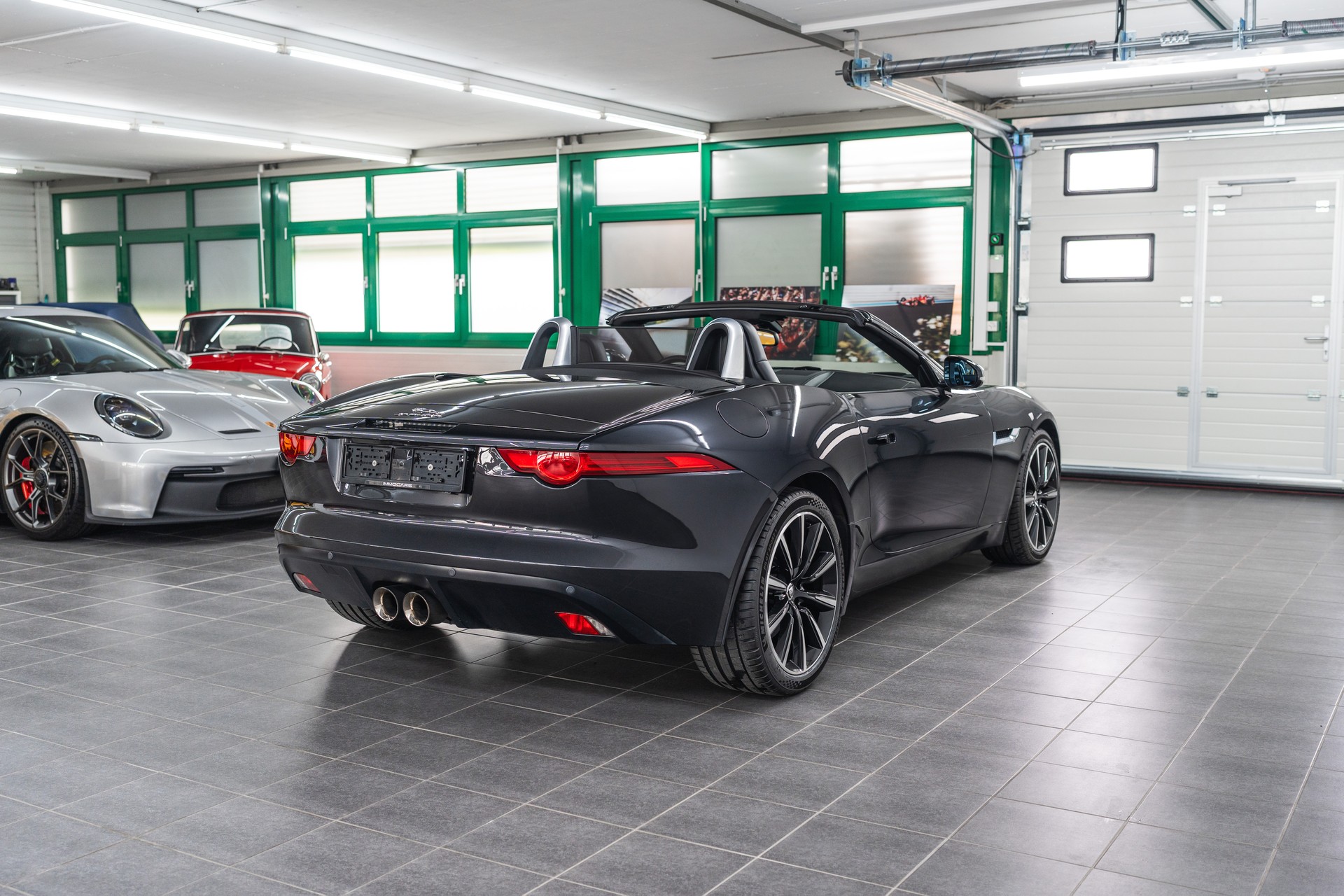 JAGUAR F-Type Convertible 3.0 V6 S/C-image-5