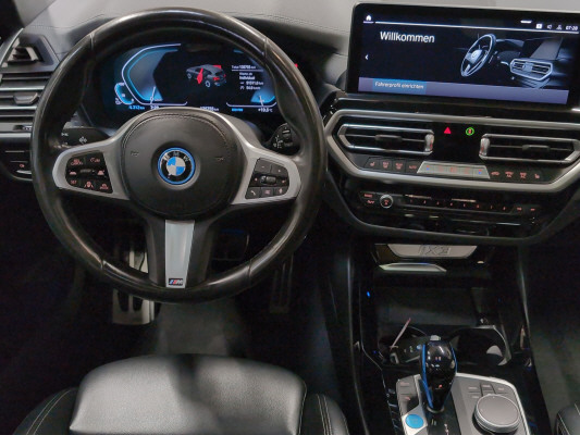 BMW iX3 Inspiring-image-9