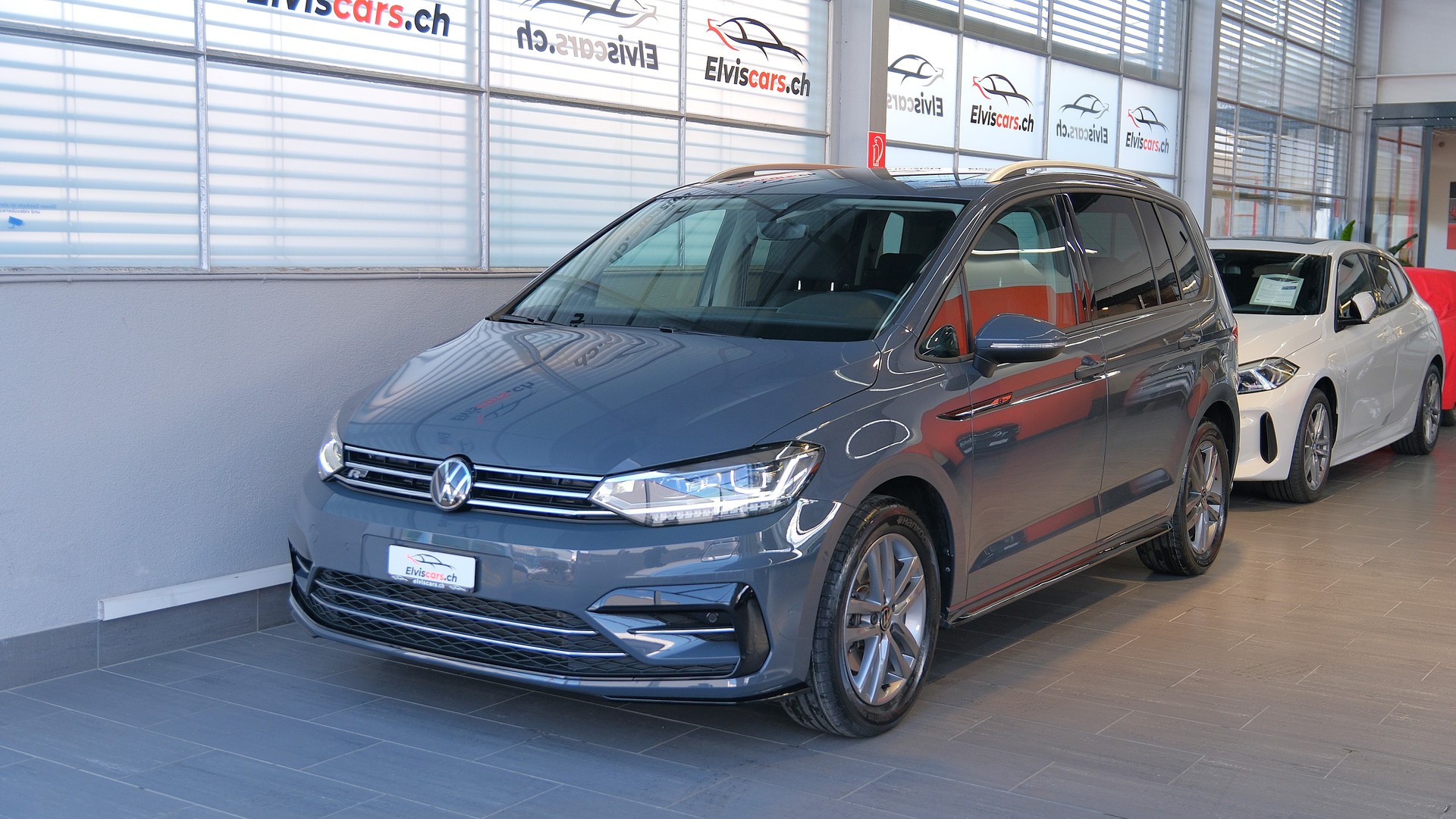 VW Touran 1.5 TSI EVO Comfortline United R Line DSG-image-8
