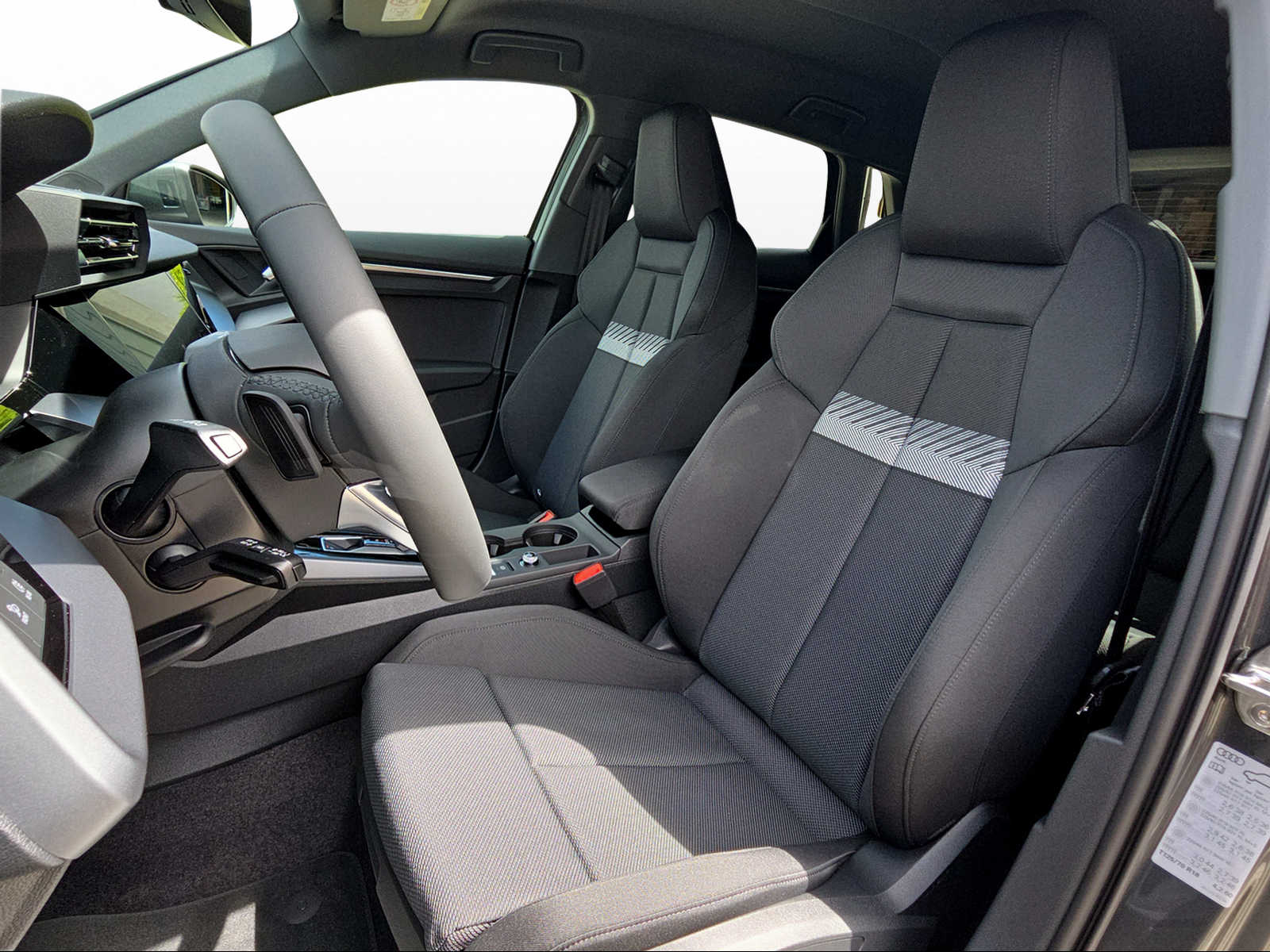 AUDI A3 Sportback TFSI 150 kW quattro S line S tronic-image-7