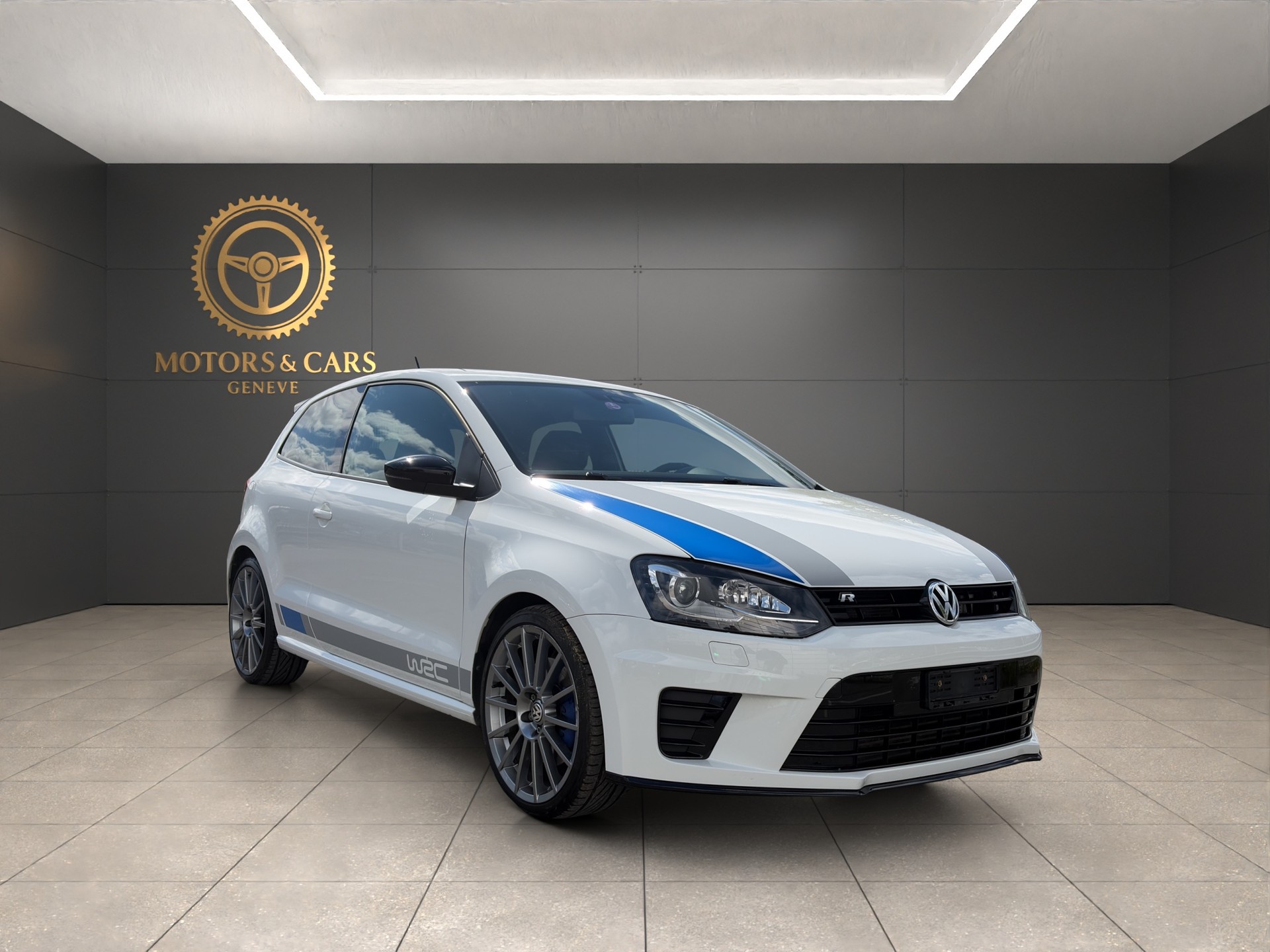 VW Polo 2.0 TSI R WRC-showroom-element-1