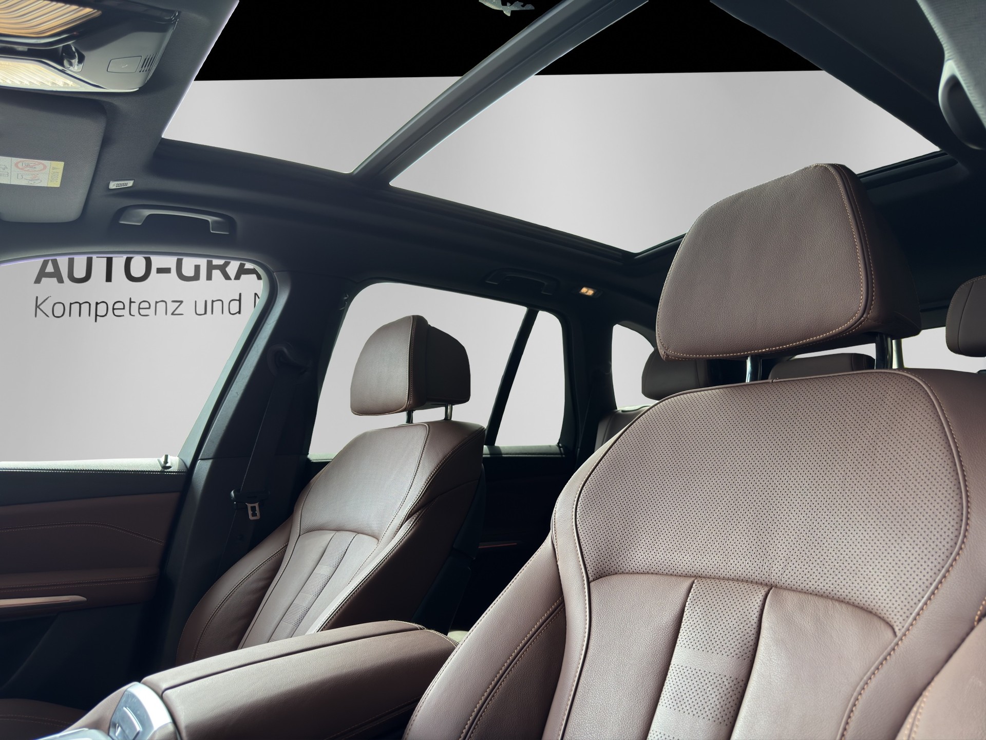 BMW X5 30d xDrive SAG-image-11
