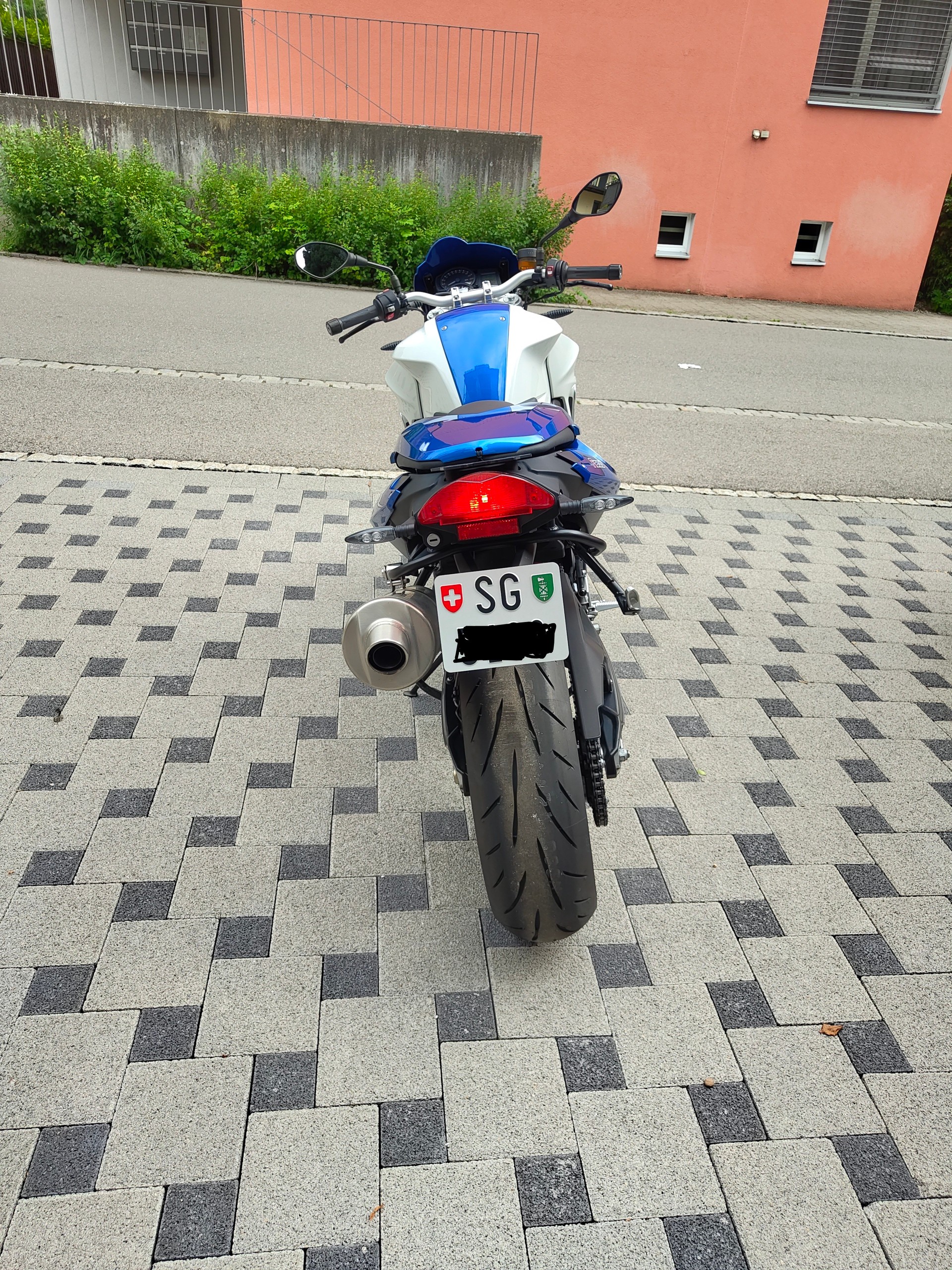 BMW F 800 R-image-4