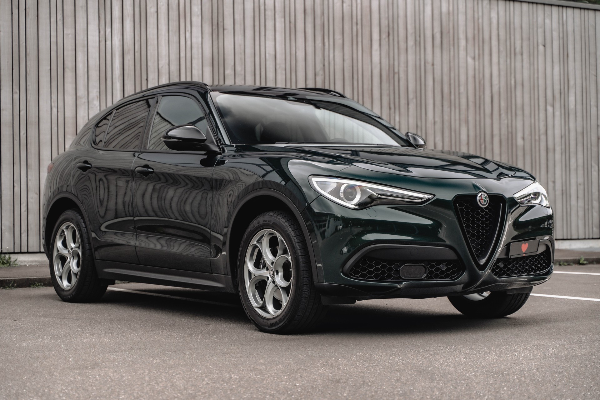 ALFA ROMEO Stelvio 2.2 JTDM Sport Q4 Automatic * FRISCH AB MFK * TOP GEPFLEGTES FAHRZEUG * WP & ZR ERSETZT *-showroom-element-2