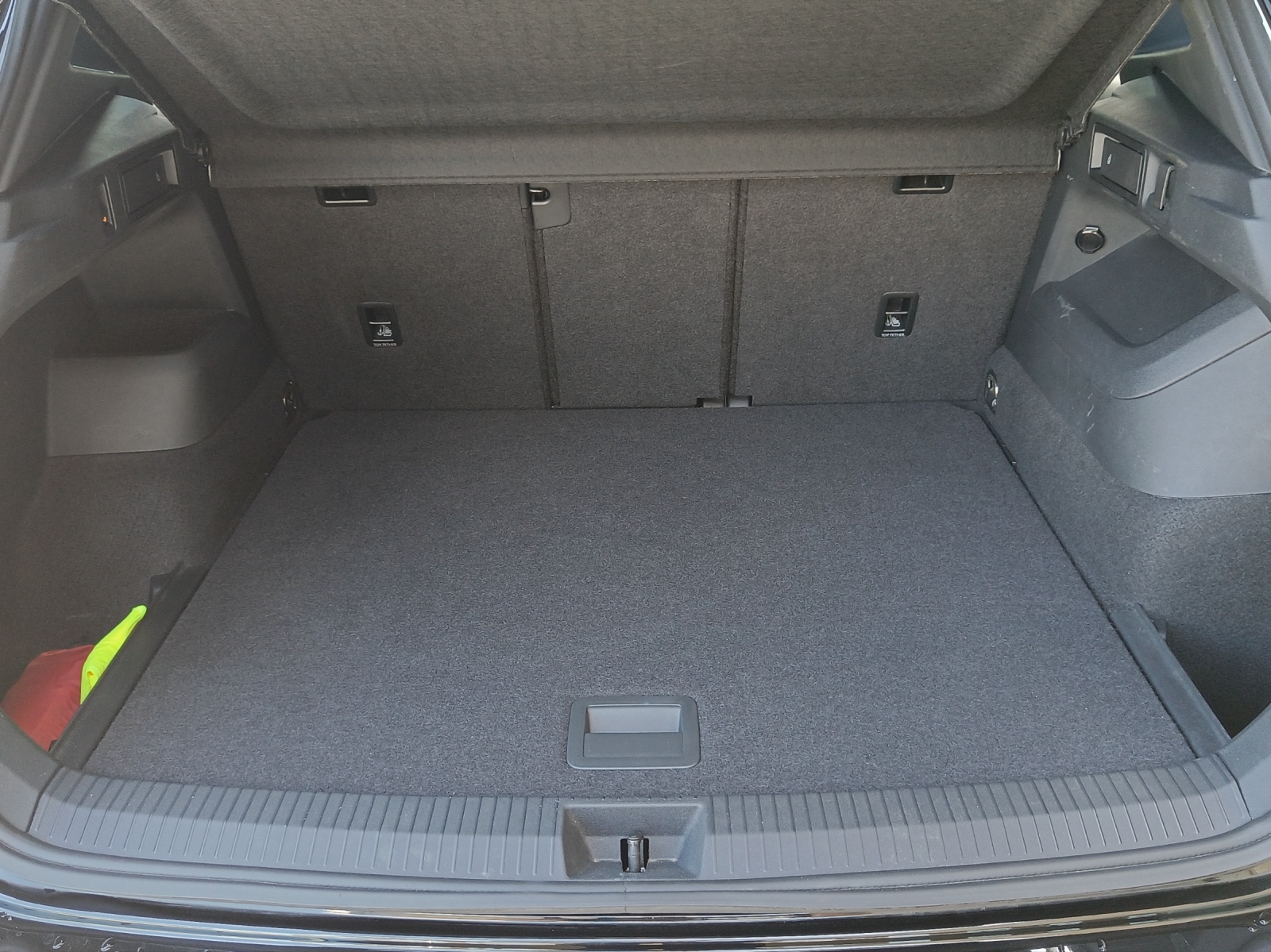 VW Tiguan 2.0 TSI R-Line Black Style 4motion*5J Garantie*8-Fach Räder*Standheizung*-image-15