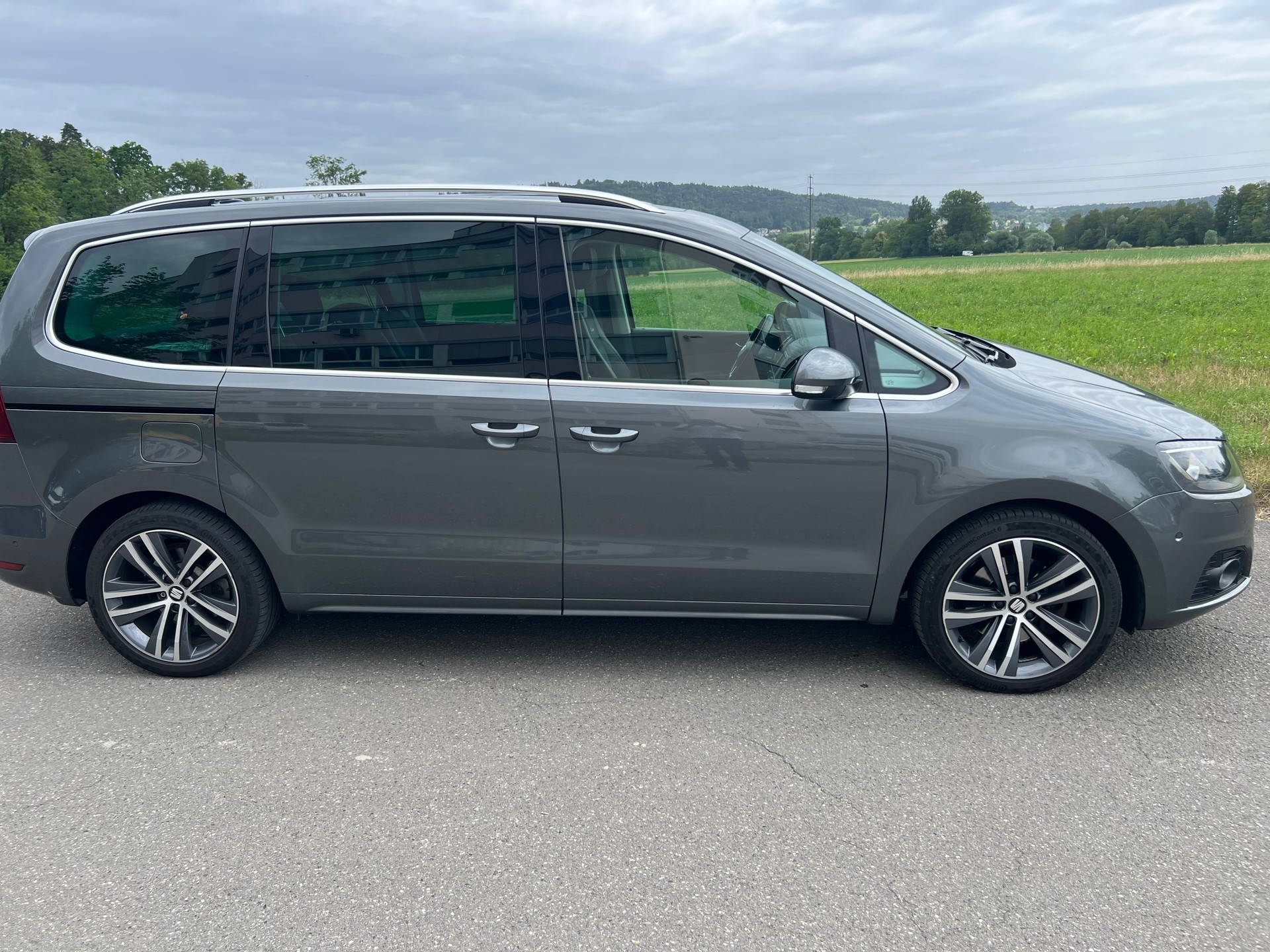 SEAT Alhambra 2.0 TSI FR Line DSG, 7 pläzer-image-1