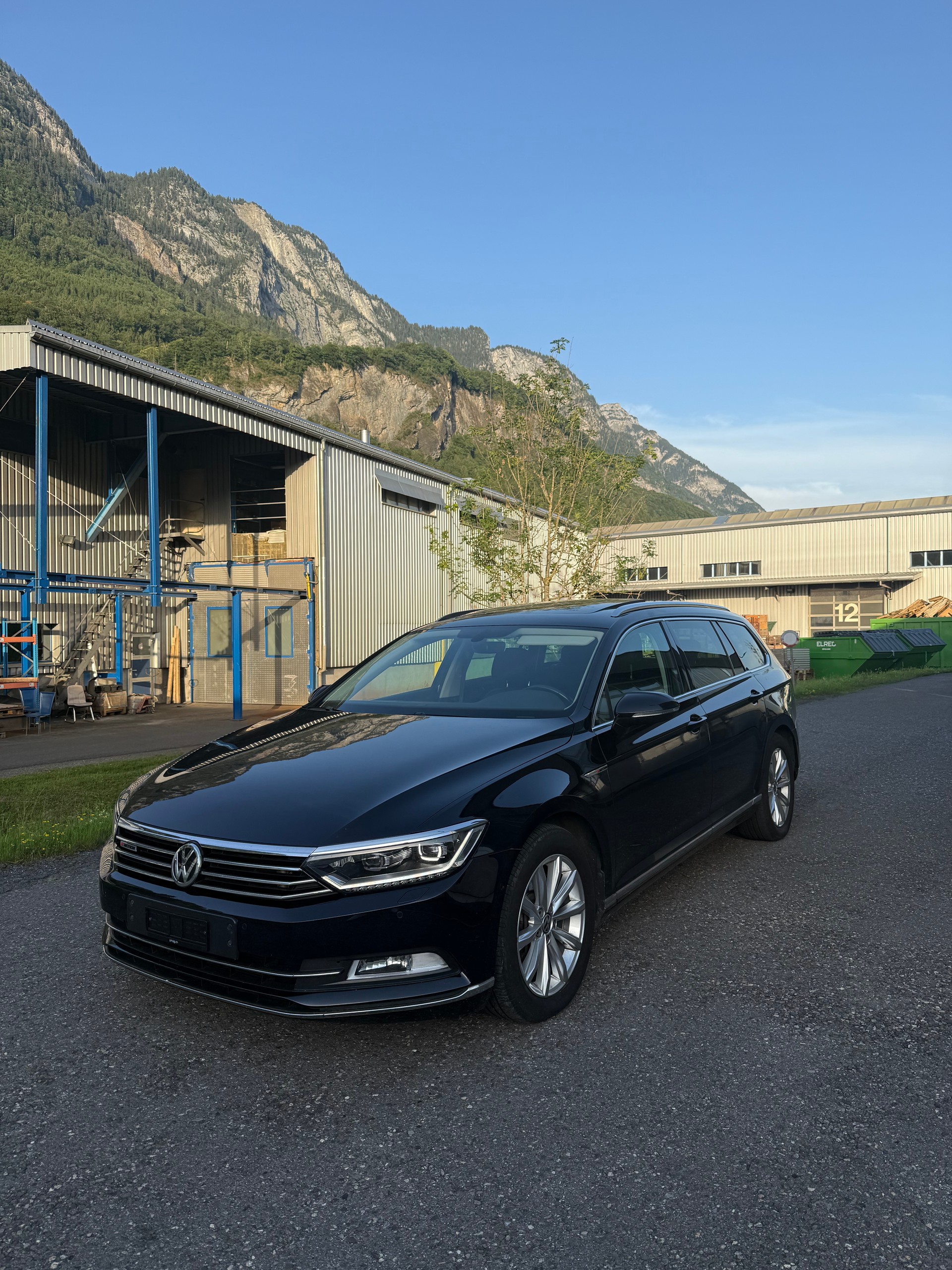 VW Passat Variant 2.0 TDI BMT High. DSG 4Motion-showroom-element-2