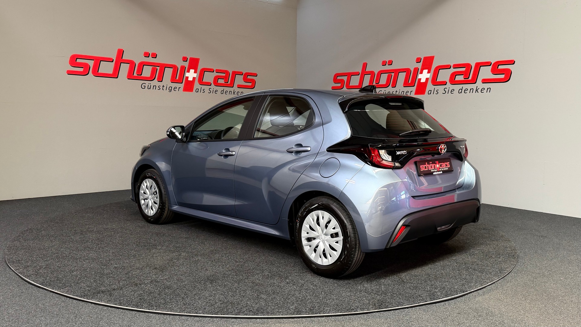 TOYOTA NEW Yaris 1.5 Comfort e-CVT-showroom-element-3