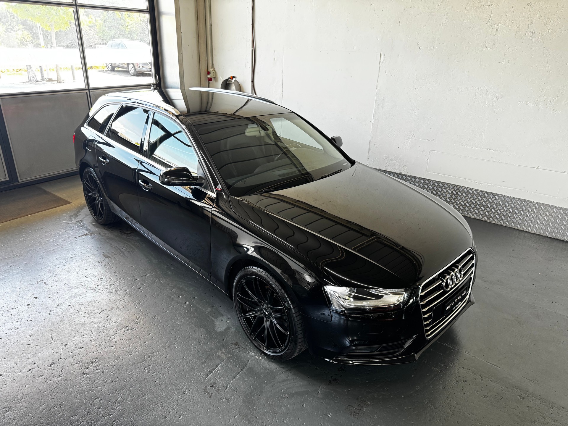 AUDI A4 Avant 2.0 TDI Attraction multitronic