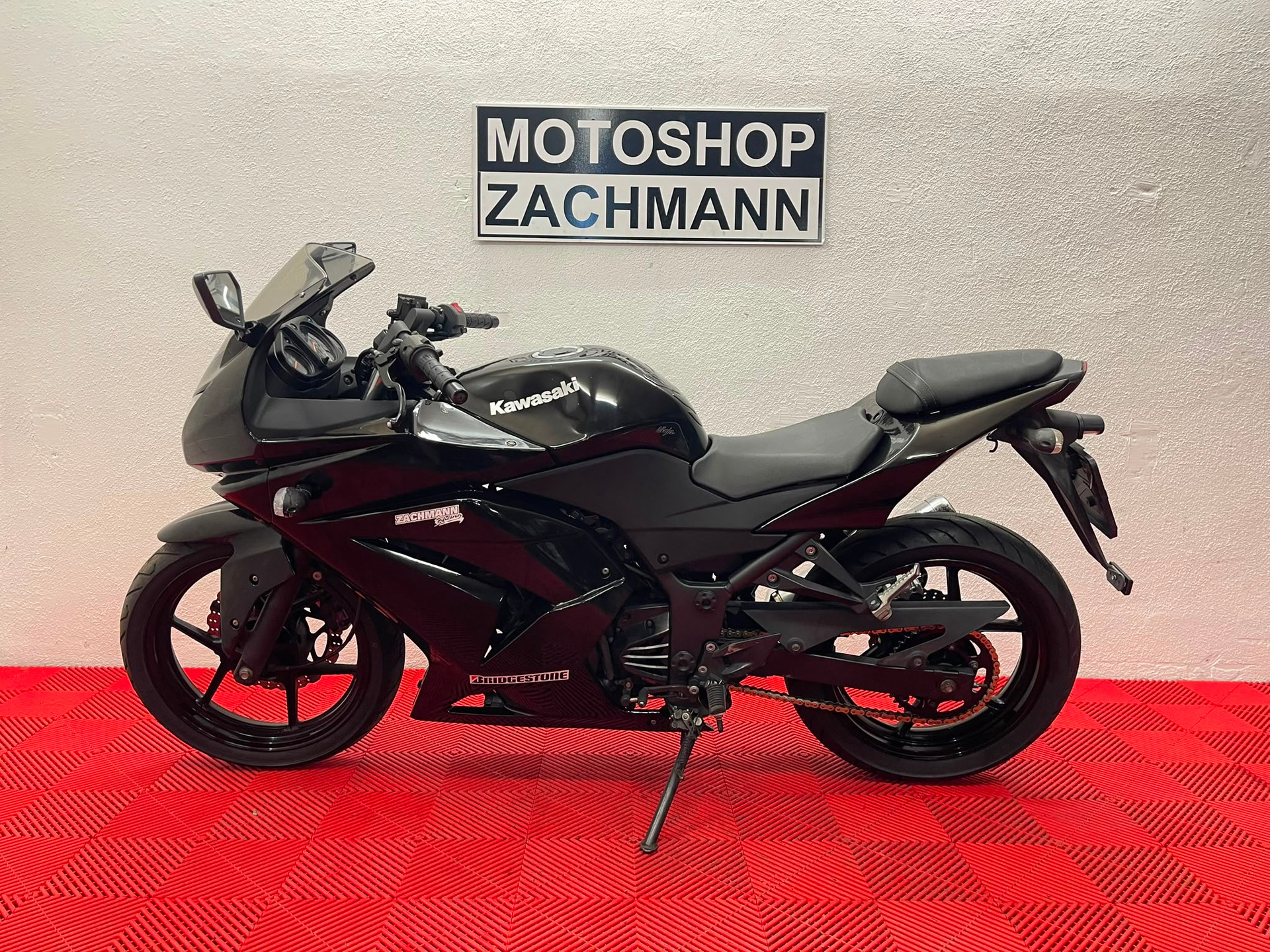 KAWASAKI Ninja 250 R-image-3