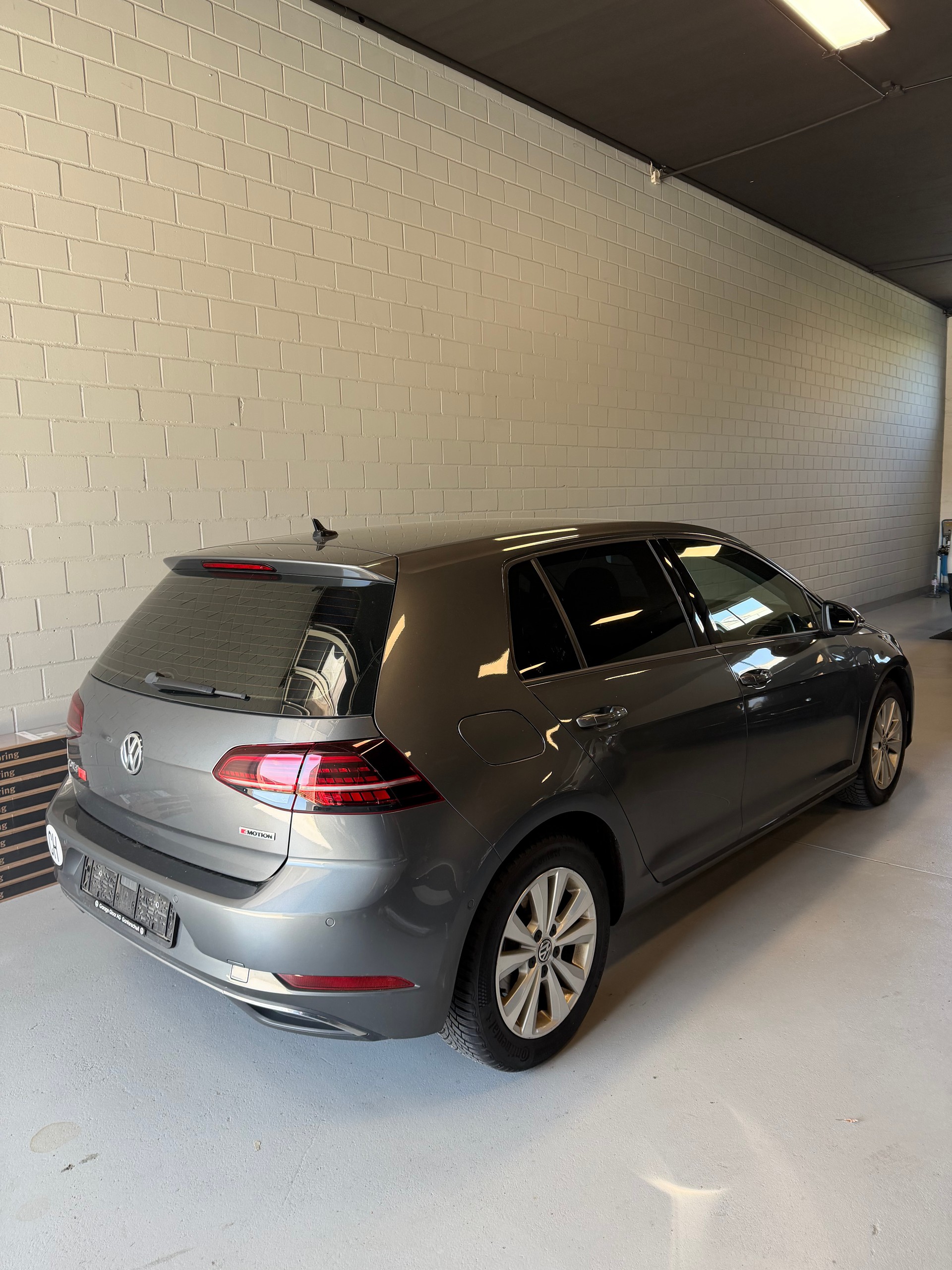 VW Golf 2.0 TDI Comfortline 4Motion DSG-image-1