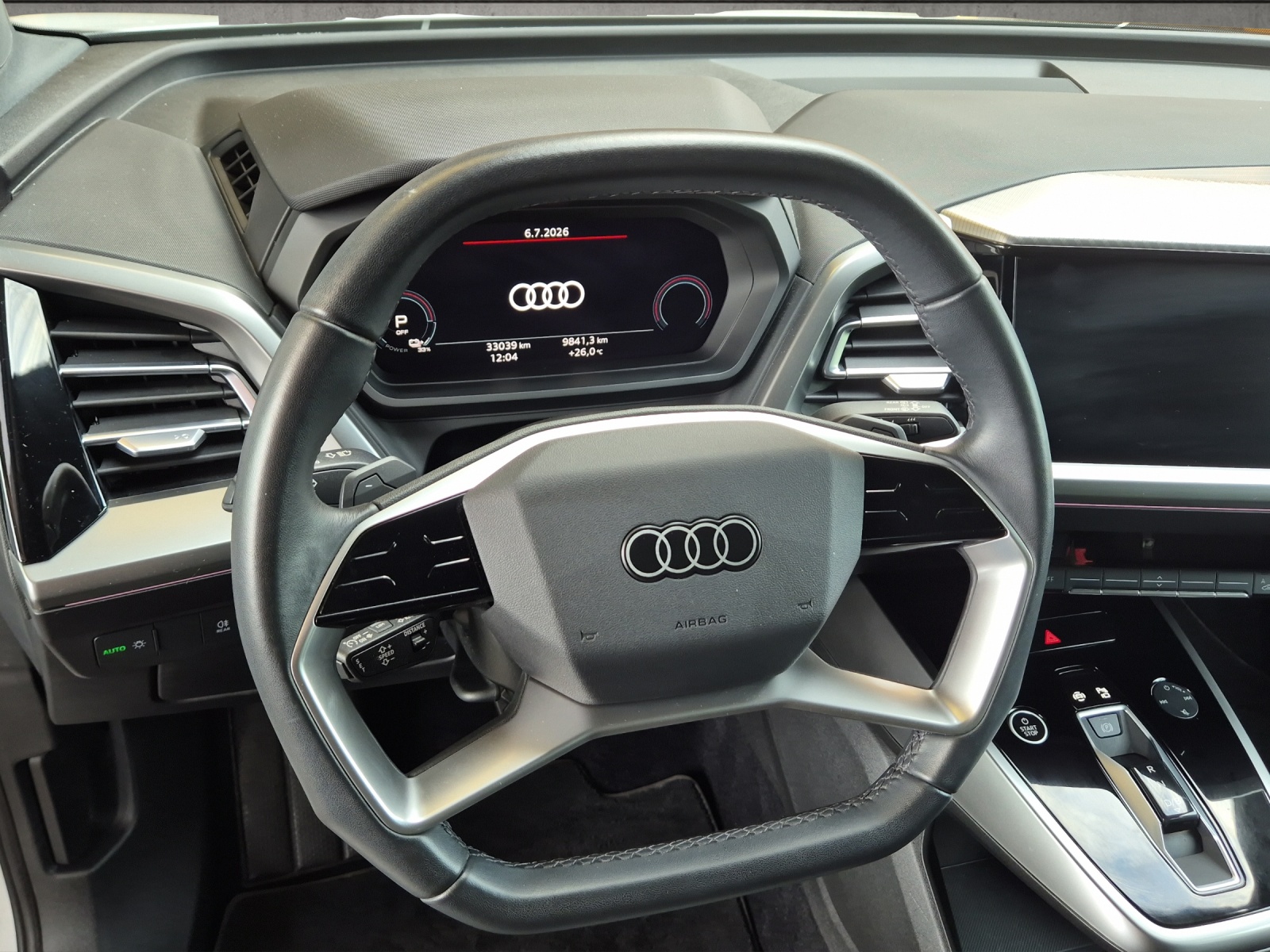 AUDI Q4 e-tron 35-image-8