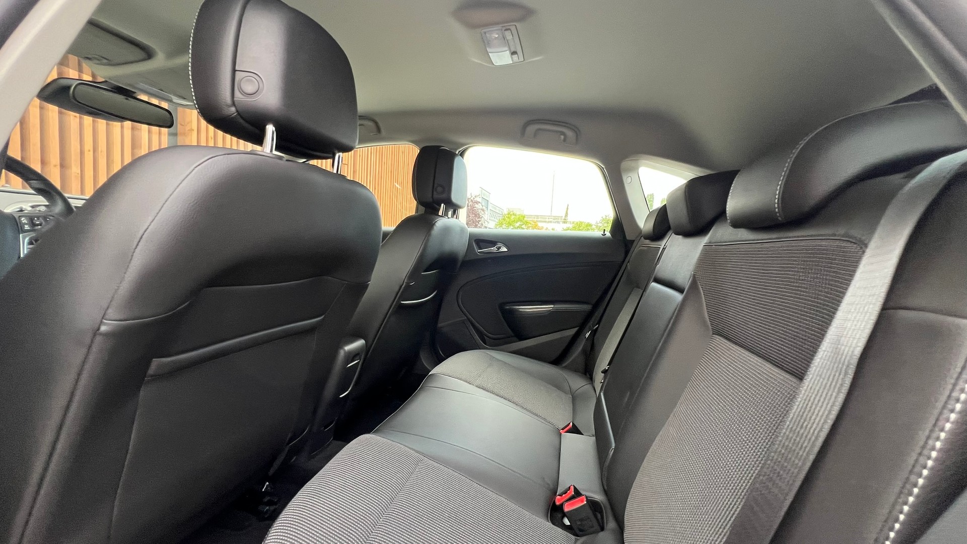 OPEL ASTRA 1.7 CDTi ECOFLEX ACTIVE EDITION l 130 PS-image-27