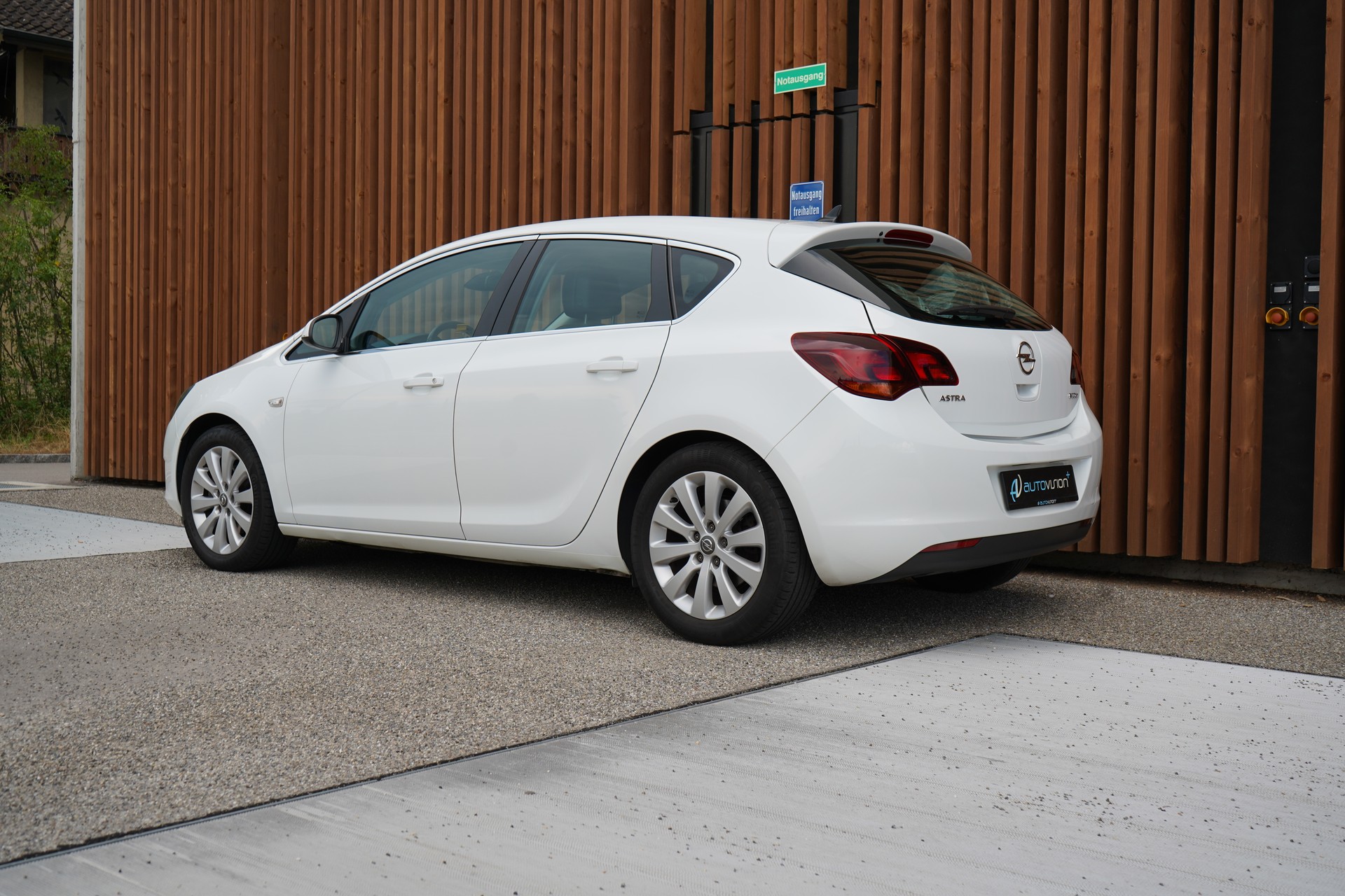 OPEL ASTRA 1.7 CDTi ECOFLEX ACTIVE EDITION l 130 PS-image-8