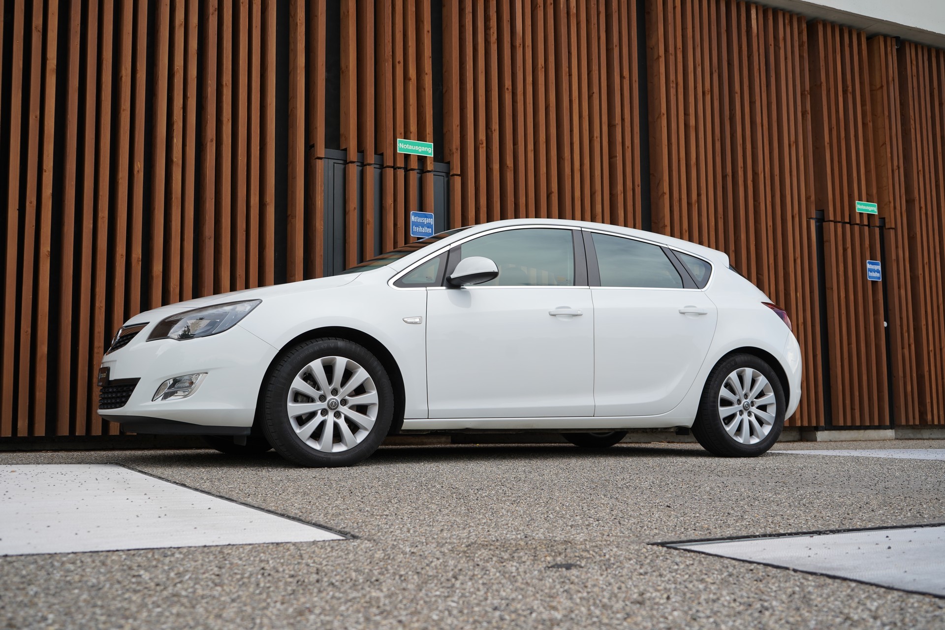 OPEL ASTRA 1.7 CDTi ECOFLEX ACTIVE EDITION l 130 PS-image-7