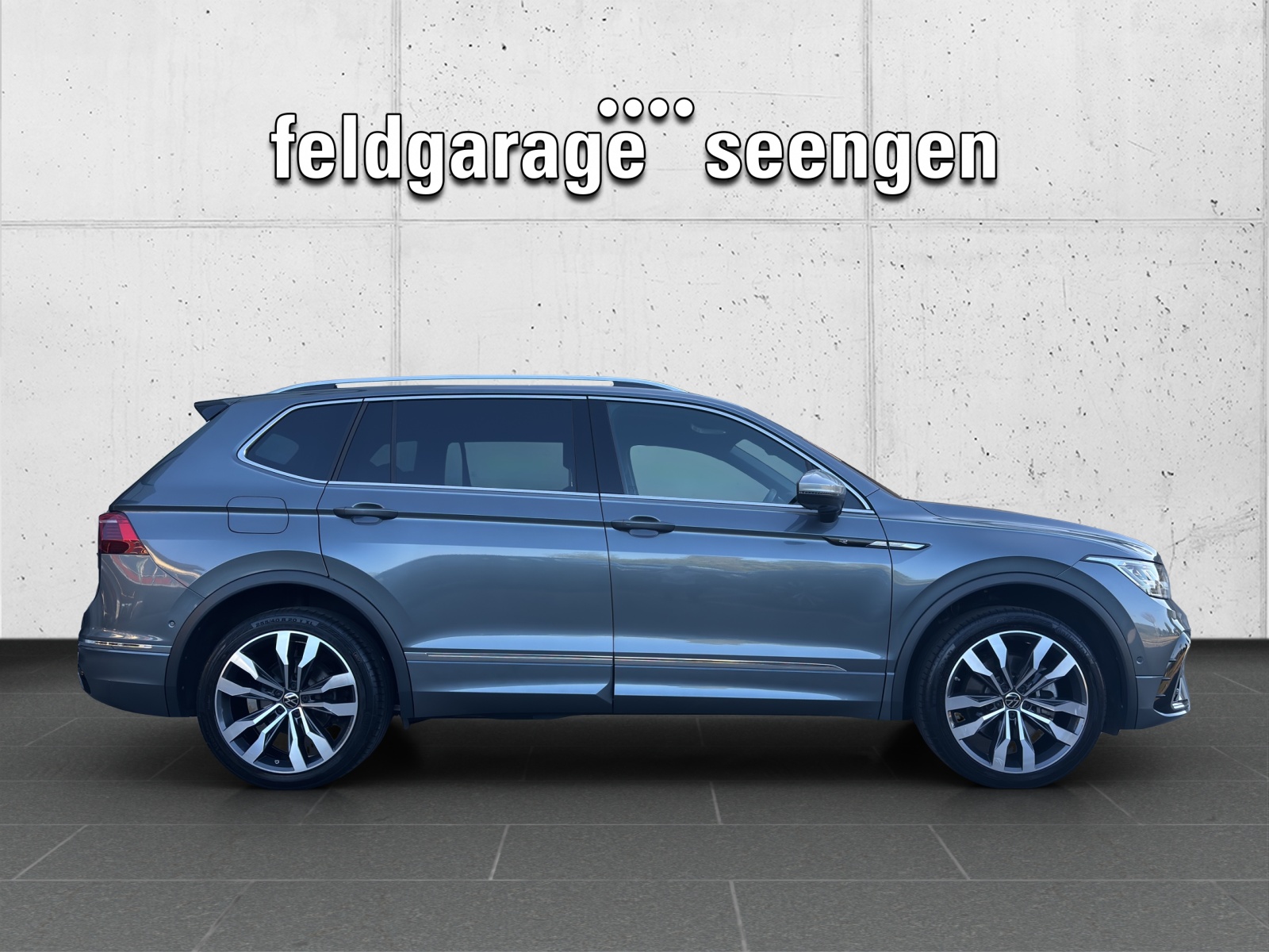 VW Tiguan Allspace 2.0 TDI SCR R-Line 4Motion DSG mit AHK, Panorama-Schiebedach, Winterräder, usw.-showroom-element-3