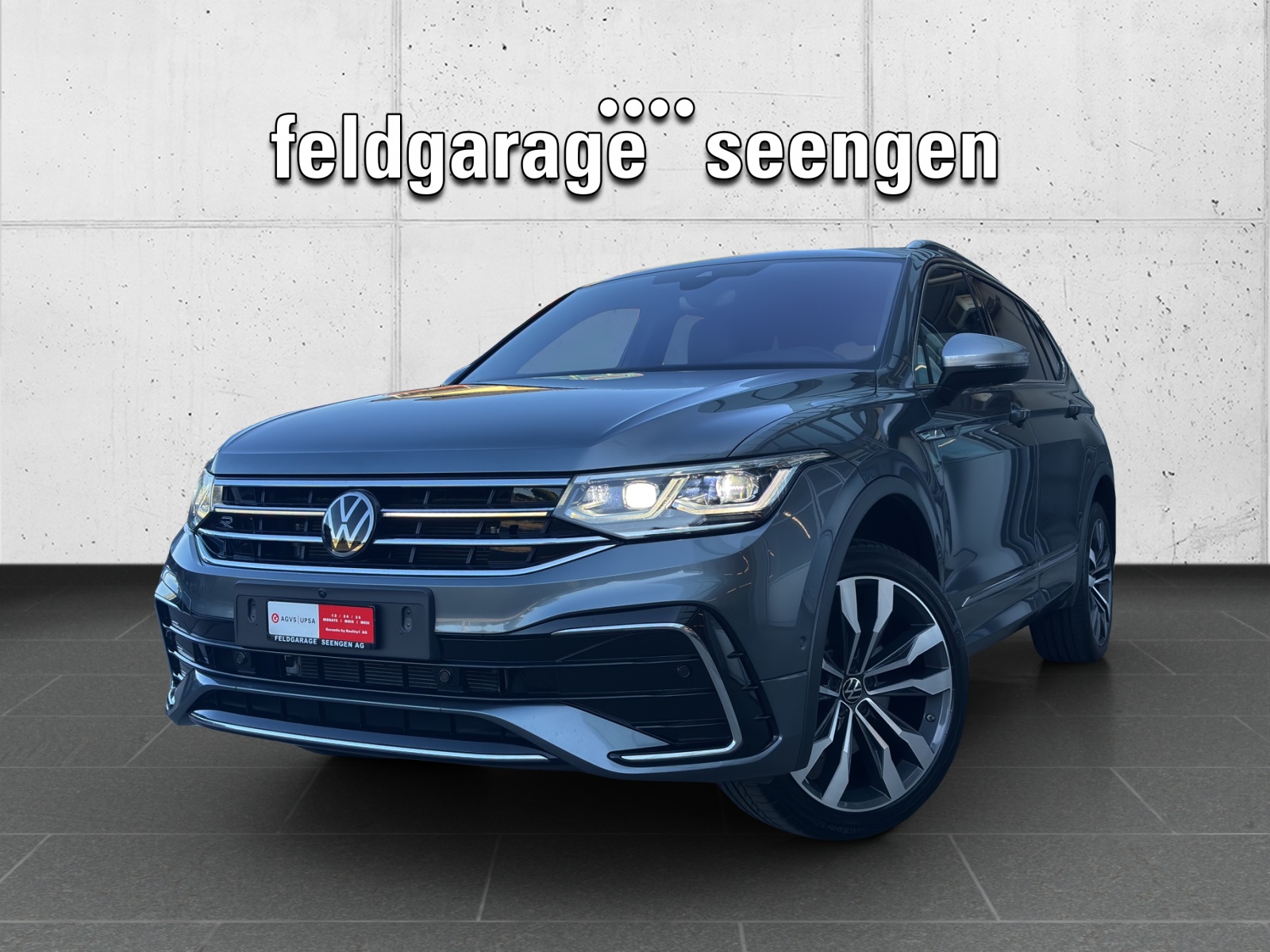 VW Tiguan Allspace 2.0 TDI SCR R-Line 4Motion DSG mit AHK, Panorama-Schiebedach, Winterräder, usw.