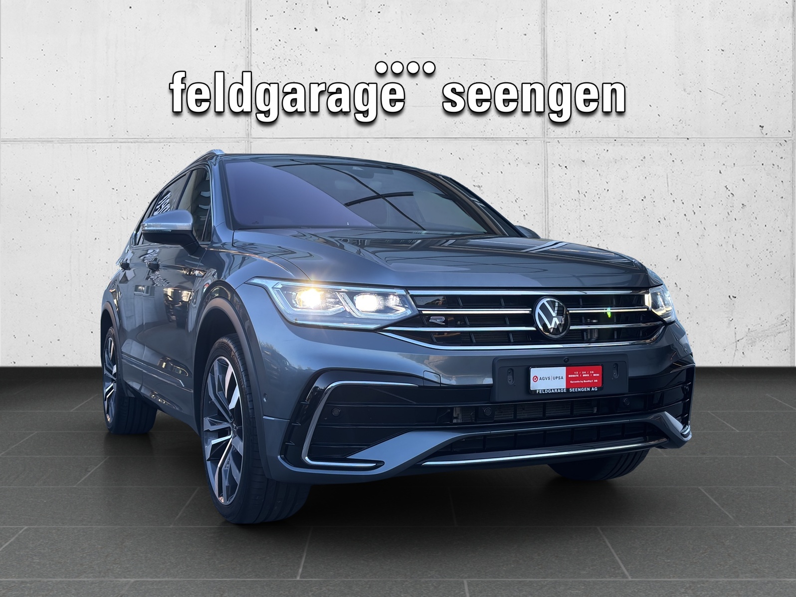 VW Tiguan Allspace 2.0 TDI SCR R-Line 4Motion DSG mit AHK, Panorama-Schiebedach, Winterräder, usw.-showroom-element-2