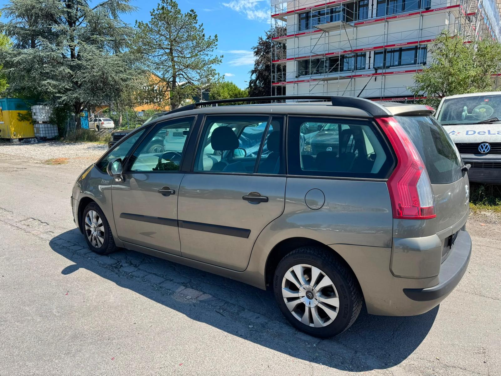 CITROEN Grand C4 Picasso 1.6 HDI 16V Séduction EGS6-image-11