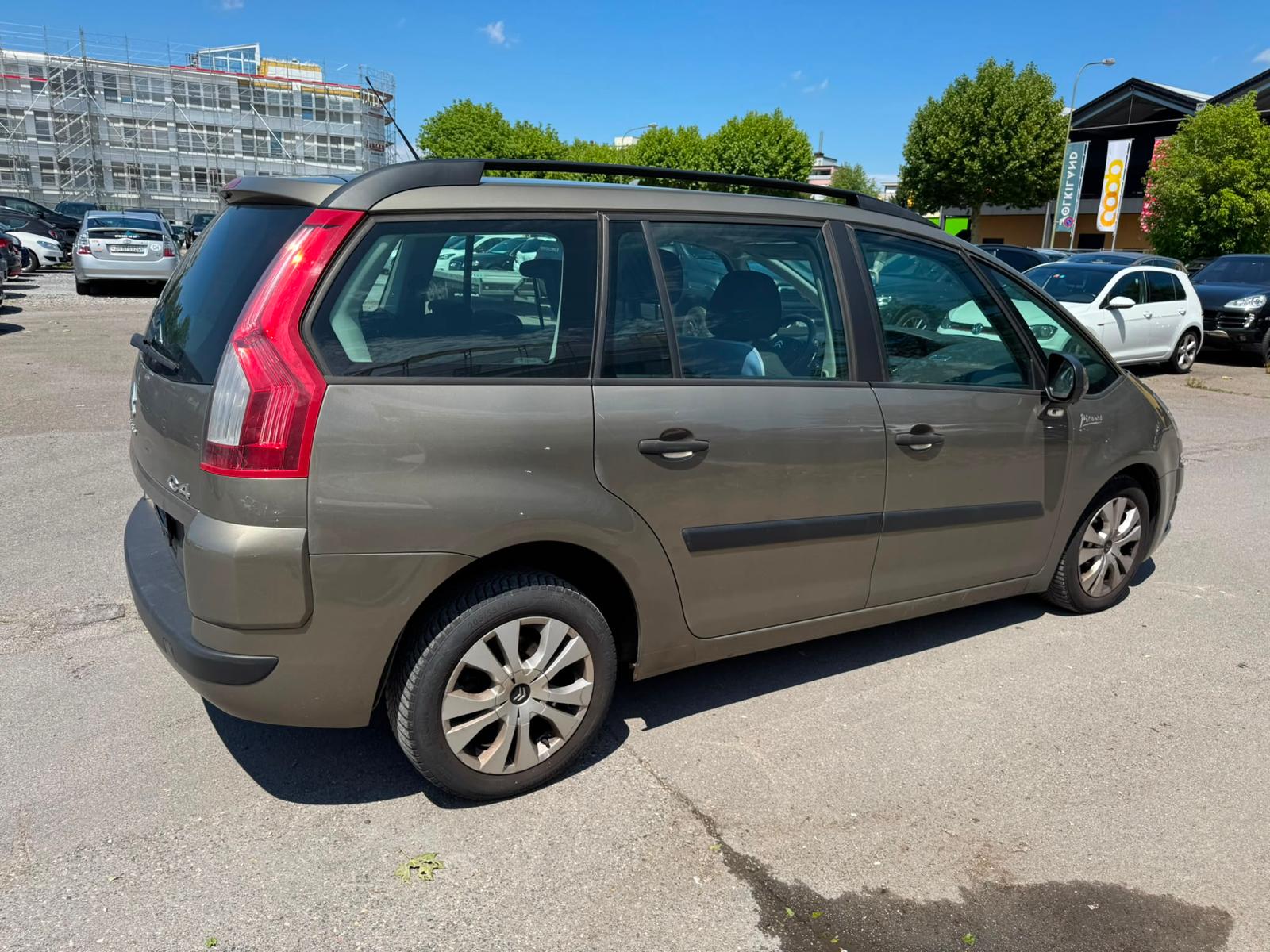 CITROEN Grand C4 Picasso 1.6 HDI 16V Séduction EGS6-image-5