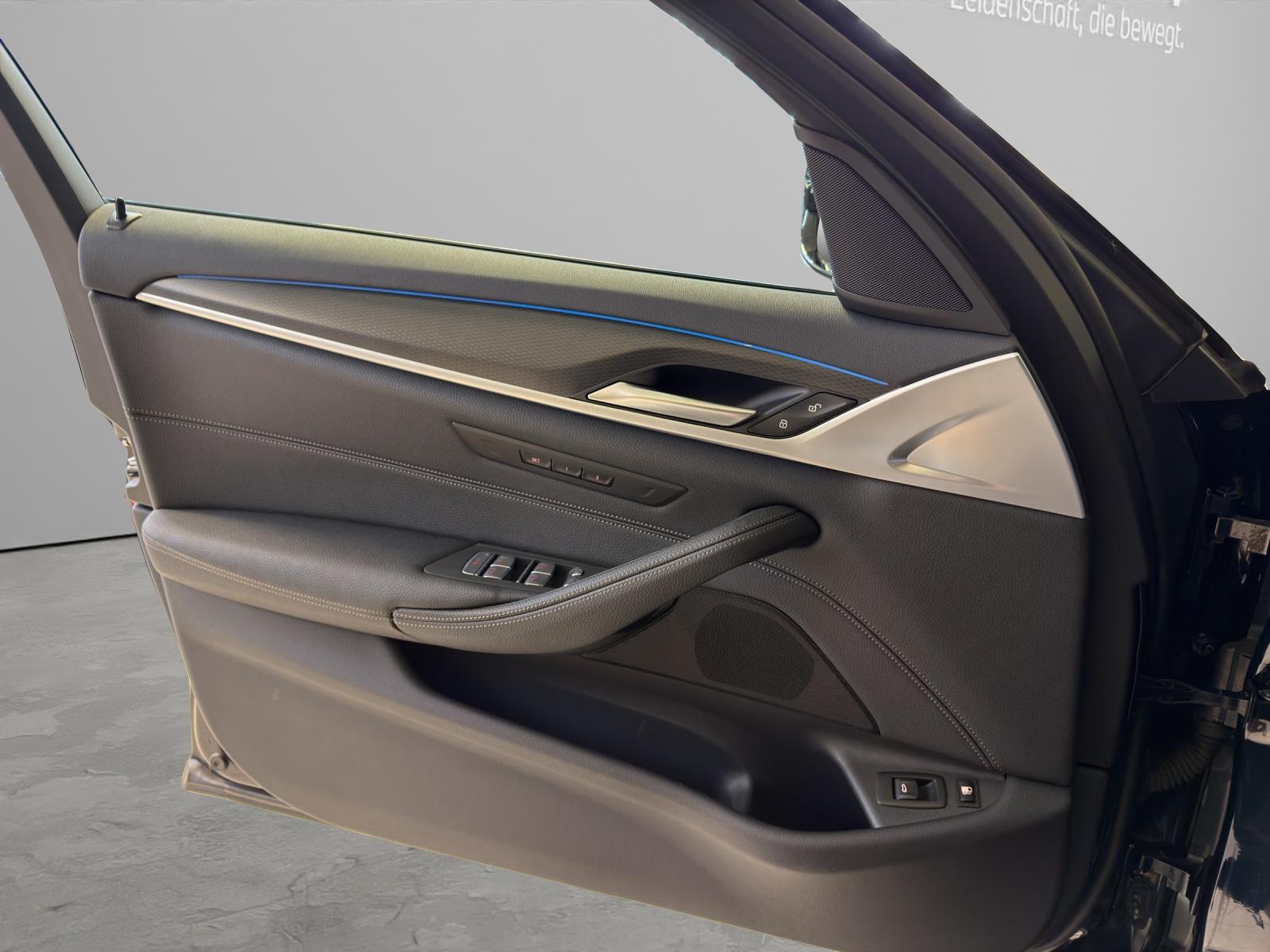 BMW 530e xDrive Touring M-SportPaket-image-9